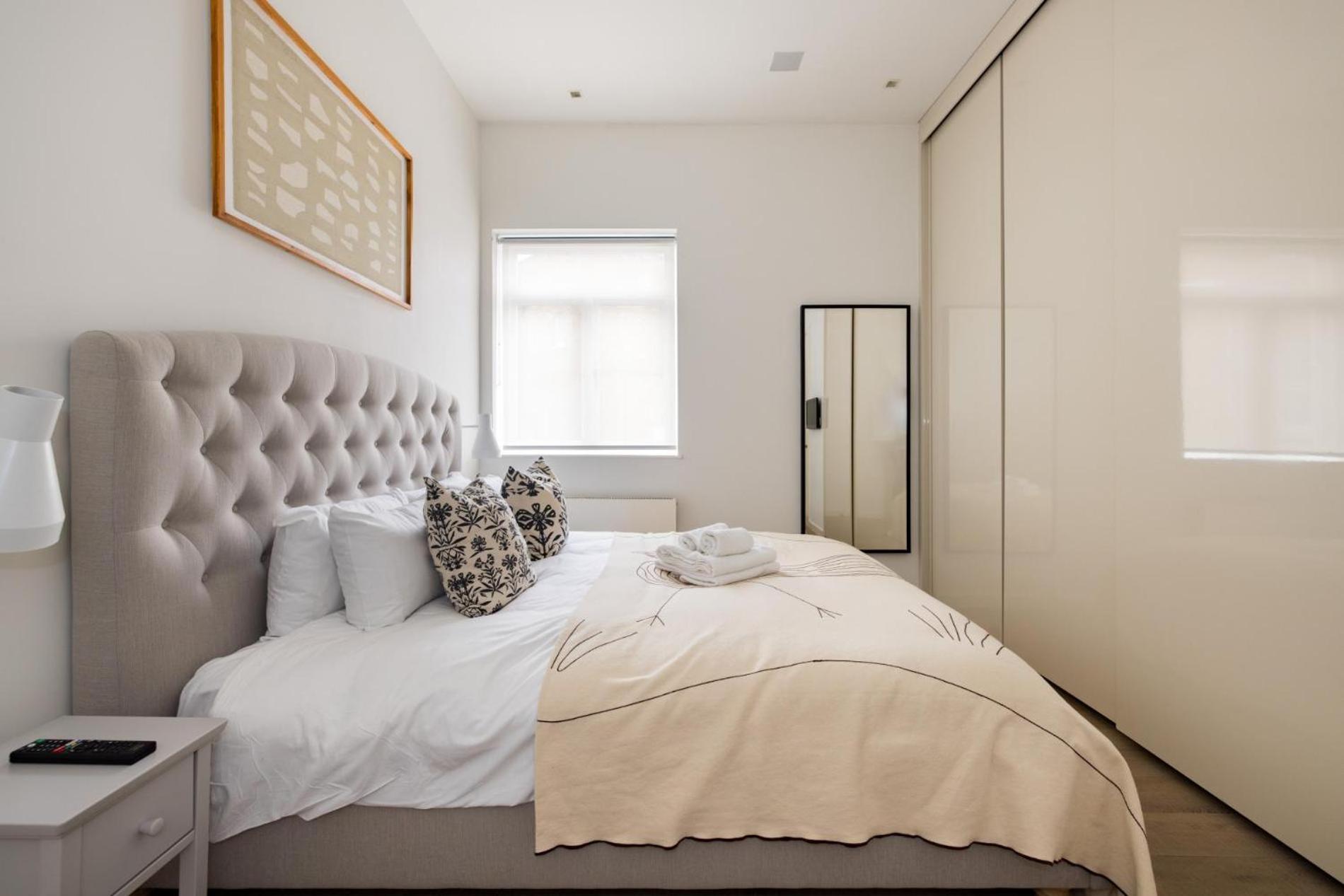 Calm Diva 2 Bedroom in Notting Hill