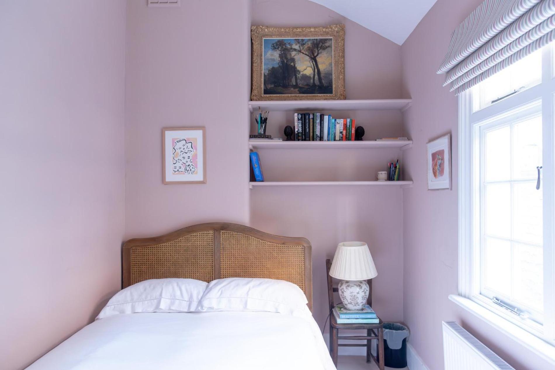 Traditional Treasure – 3 Bedroom Home by Hyde Park