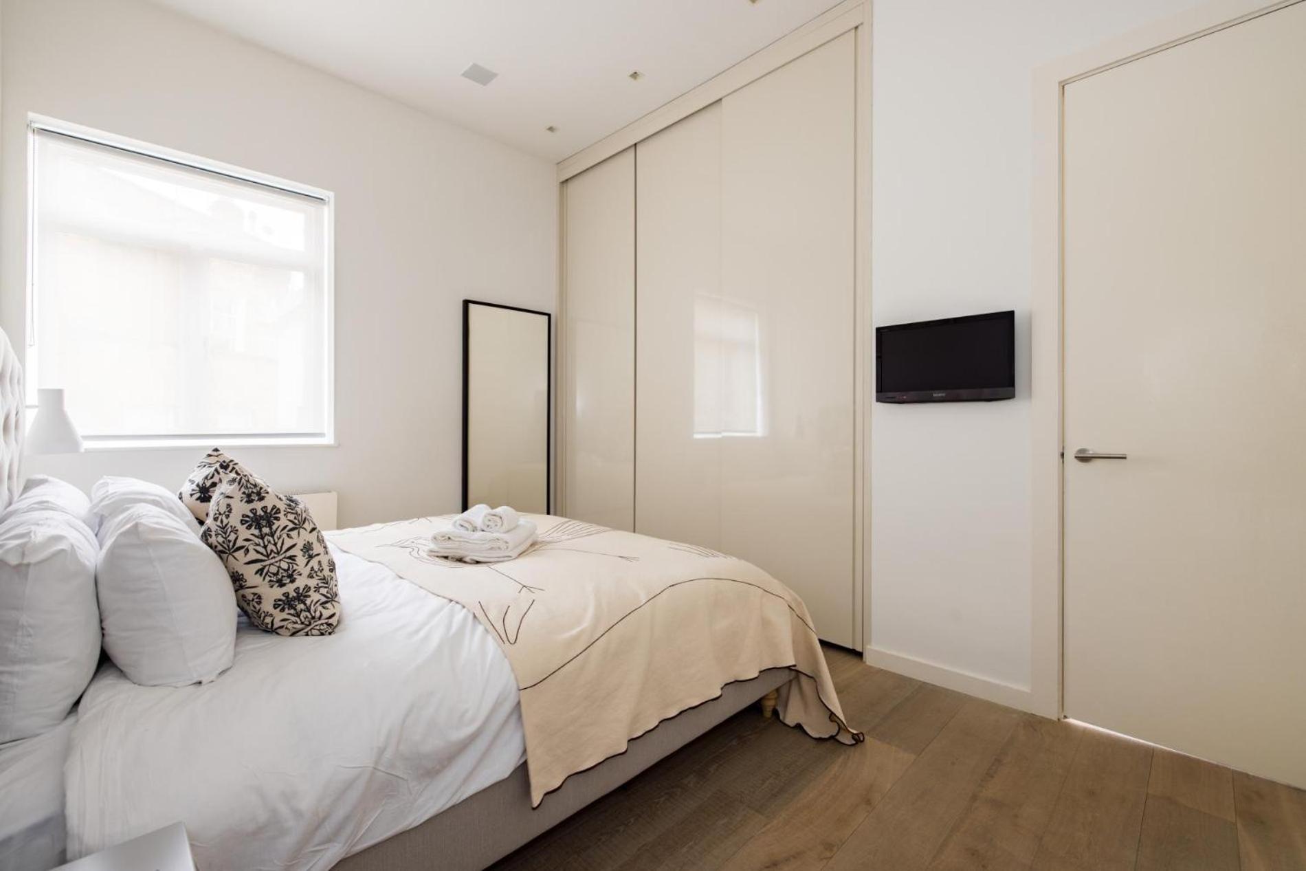 Calm Diva 2 Bedroom in Notting Hill