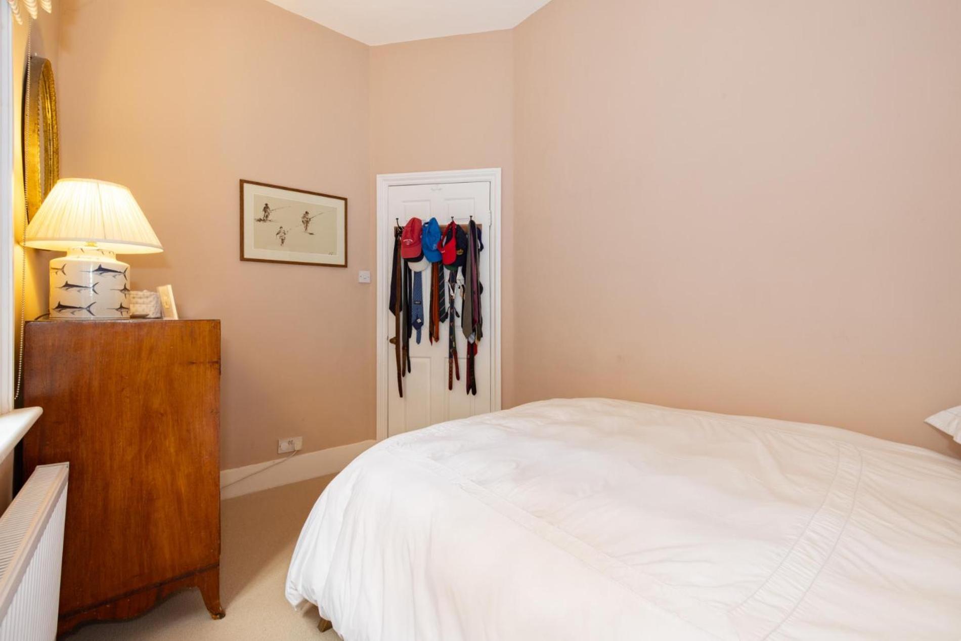Traditional Treasure – 3 Bedroom Home by Hyde Park