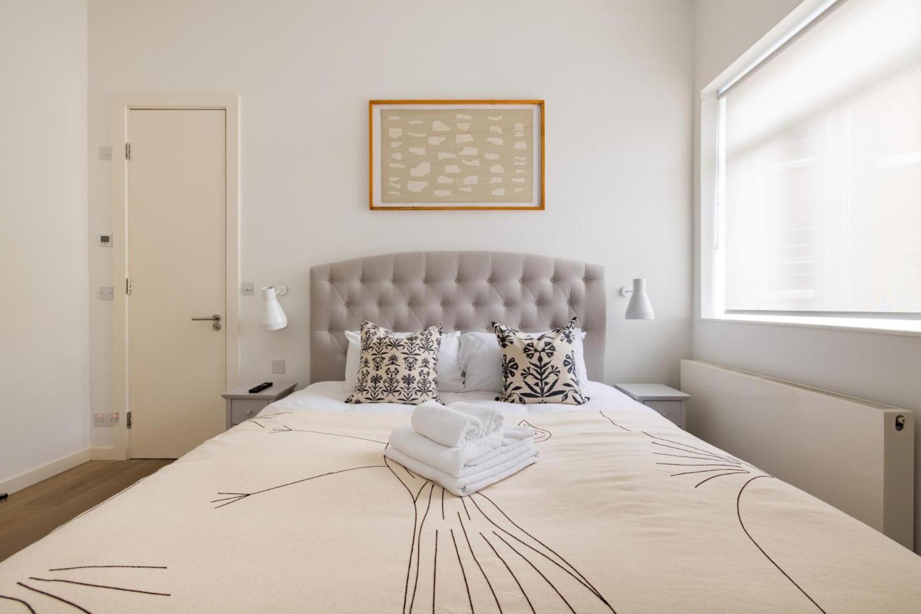 Calm Diva 2 Bedroom in Notting Hill