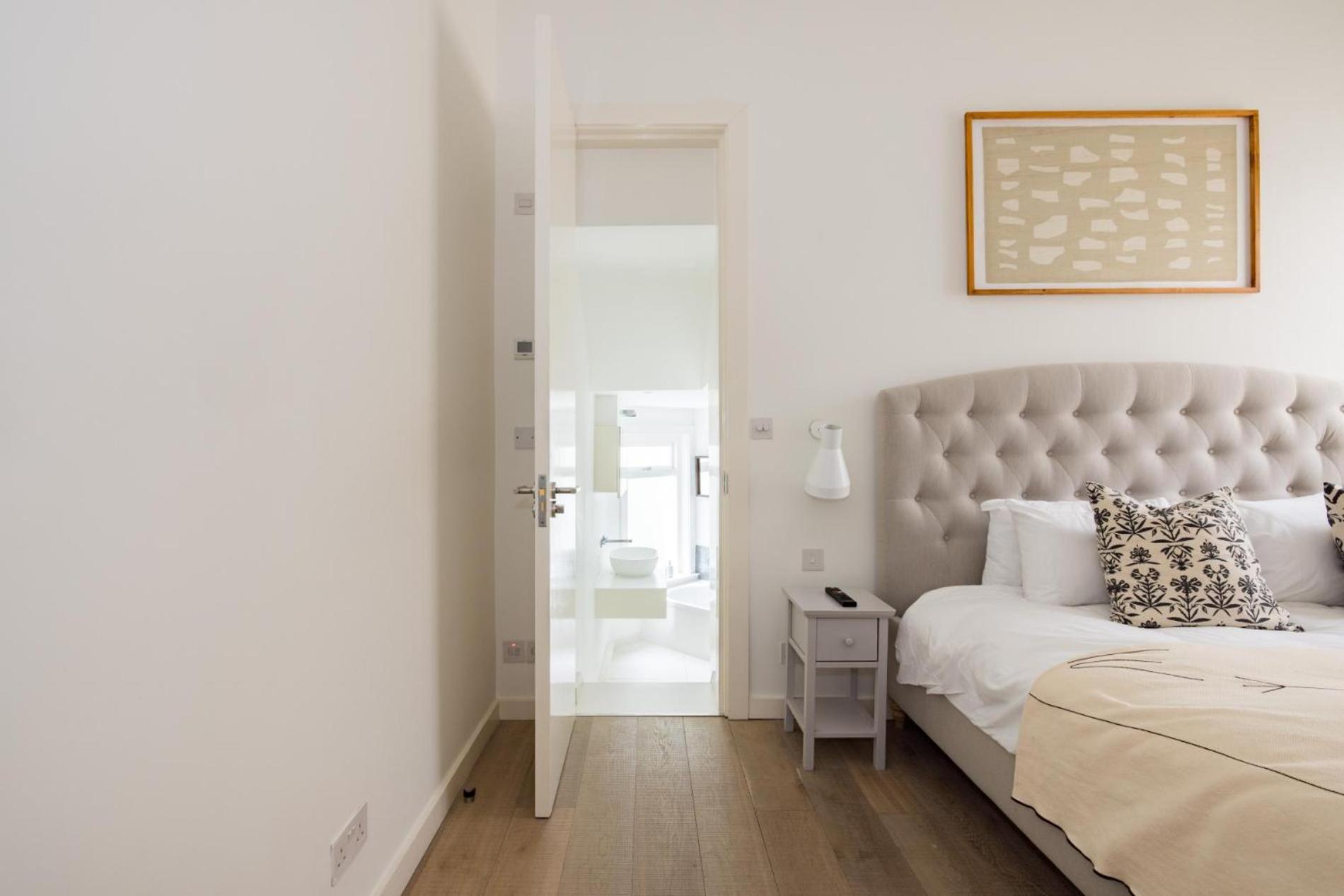 Calm Diva 2 Bedroom in Notting Hill