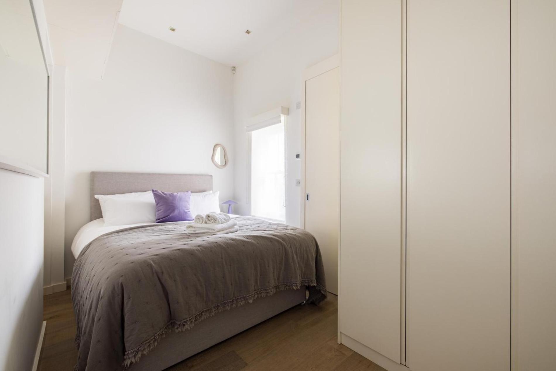 Calm Diva 2 Bedroom in Notting Hill