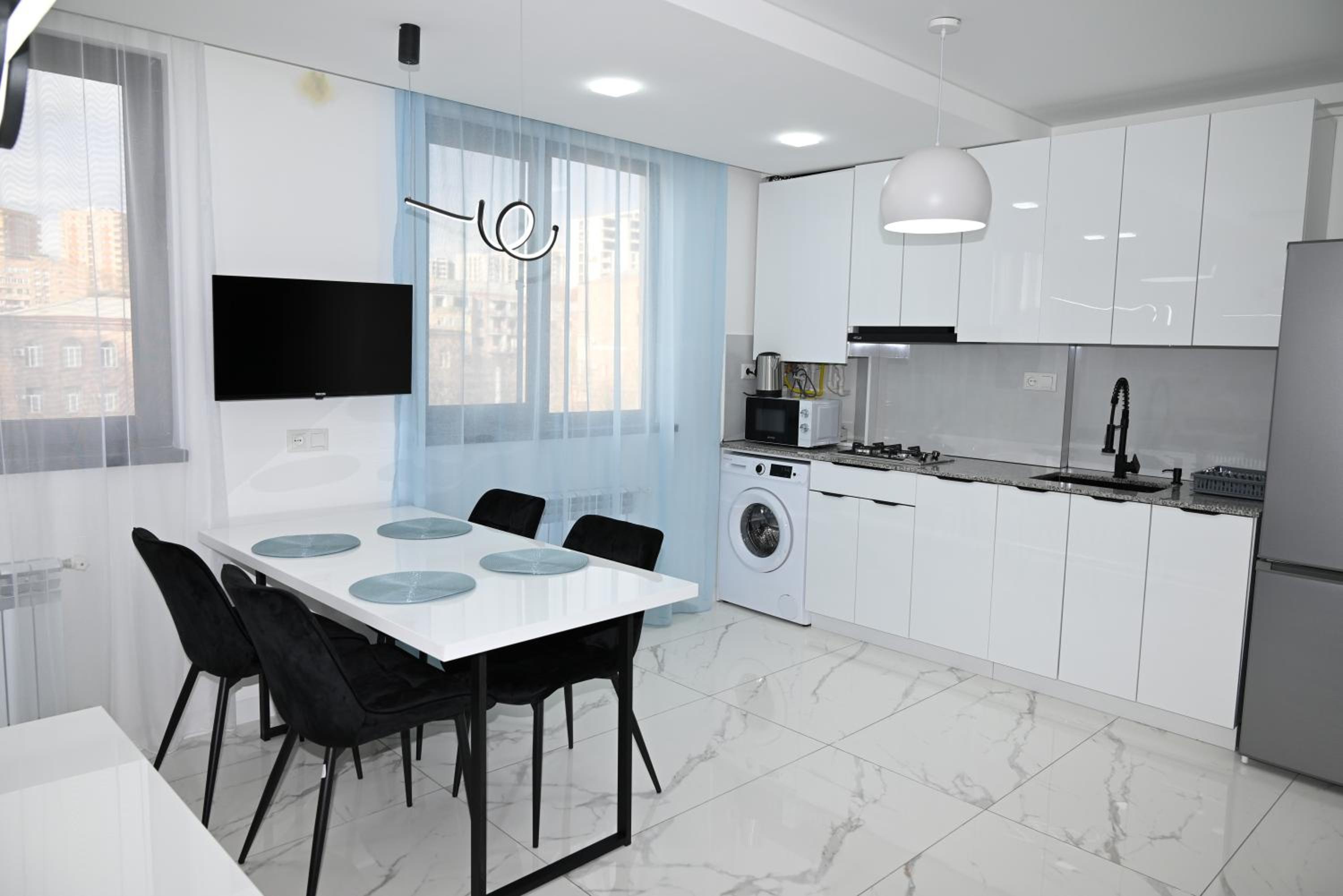 Spacious and quiet, Komitas 42