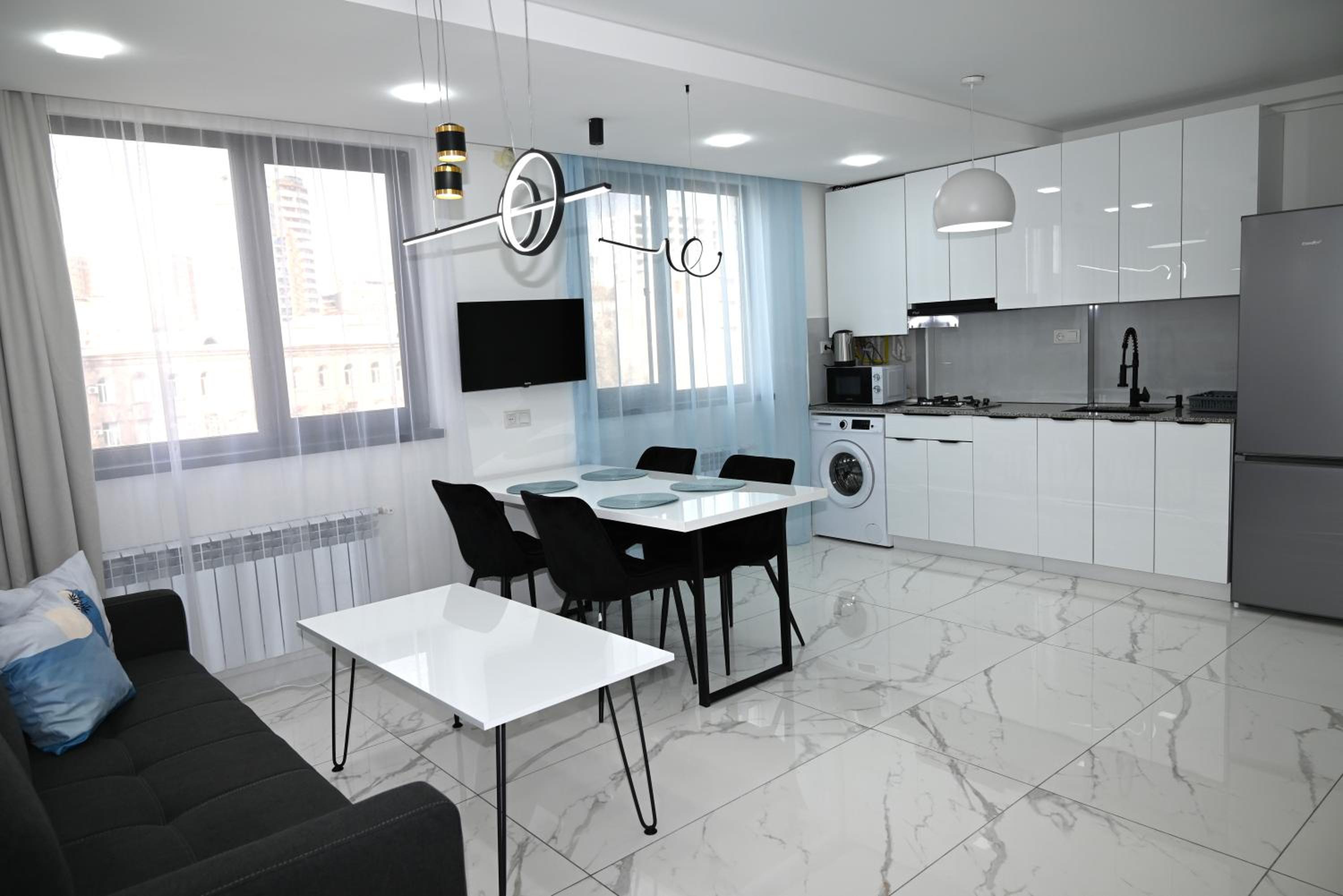 Spacious and quiet, Komitas 42