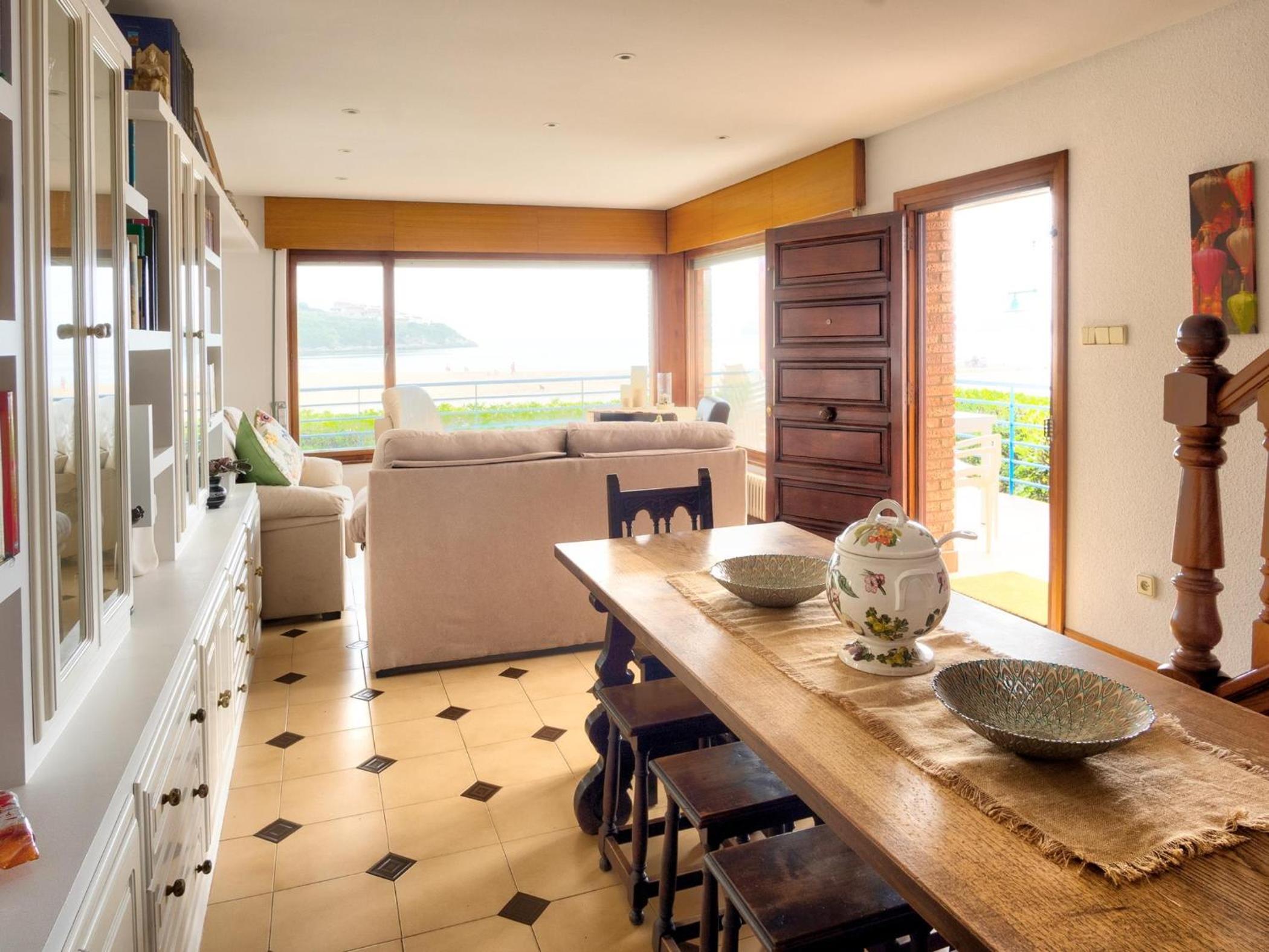 Chalet Rompeolas