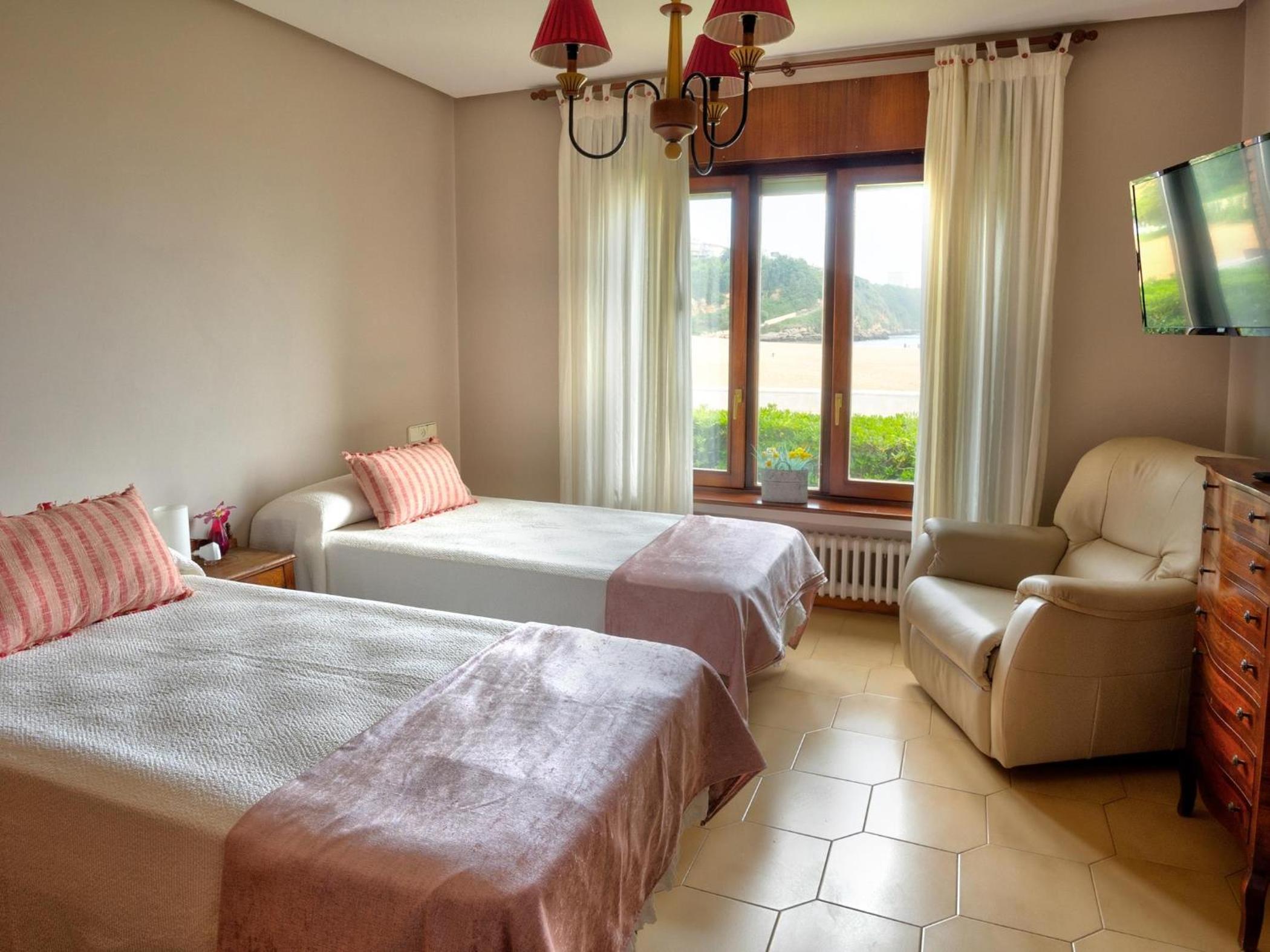 Chalet Rompeolas