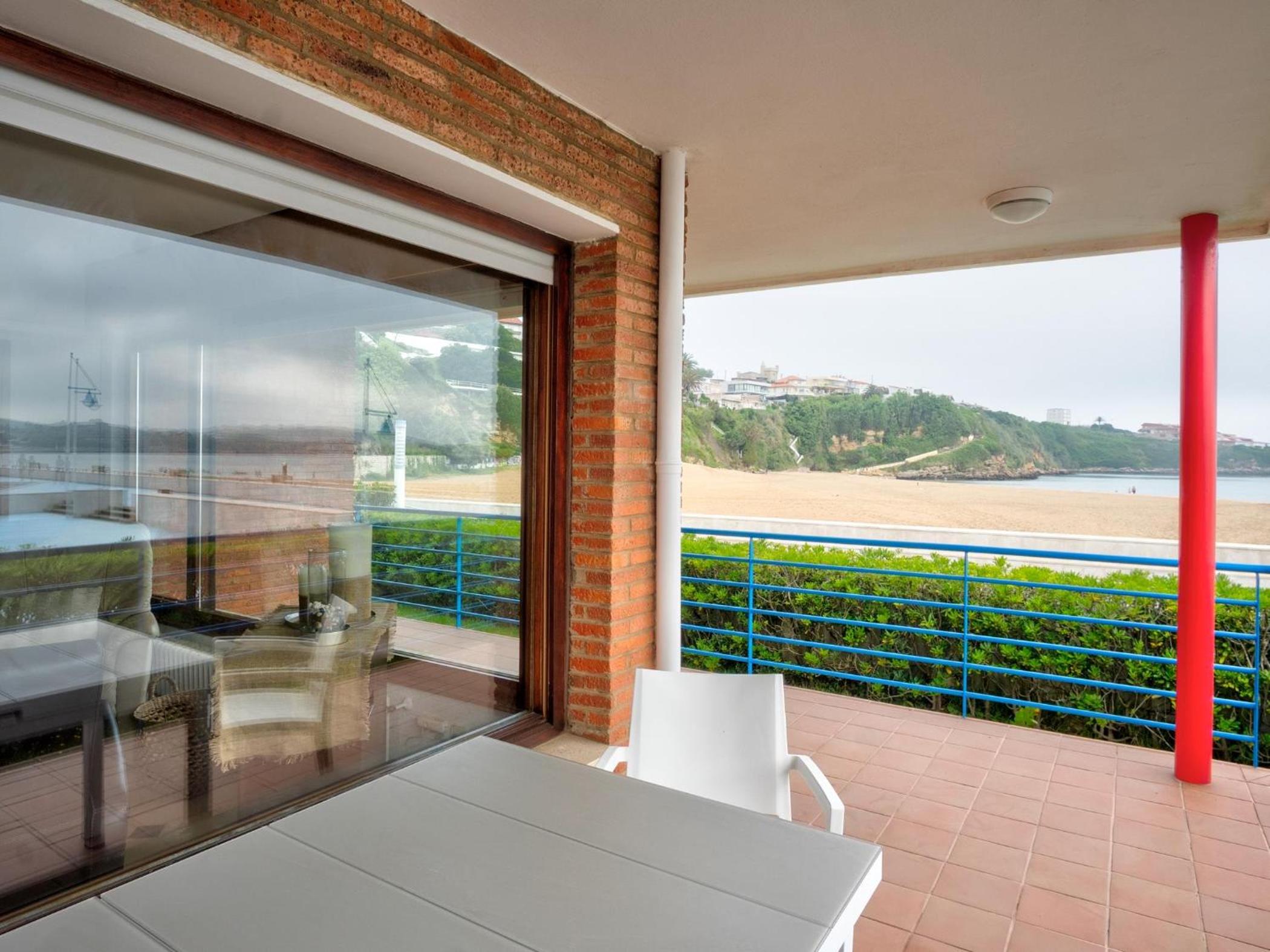 Chalet Rompeolas