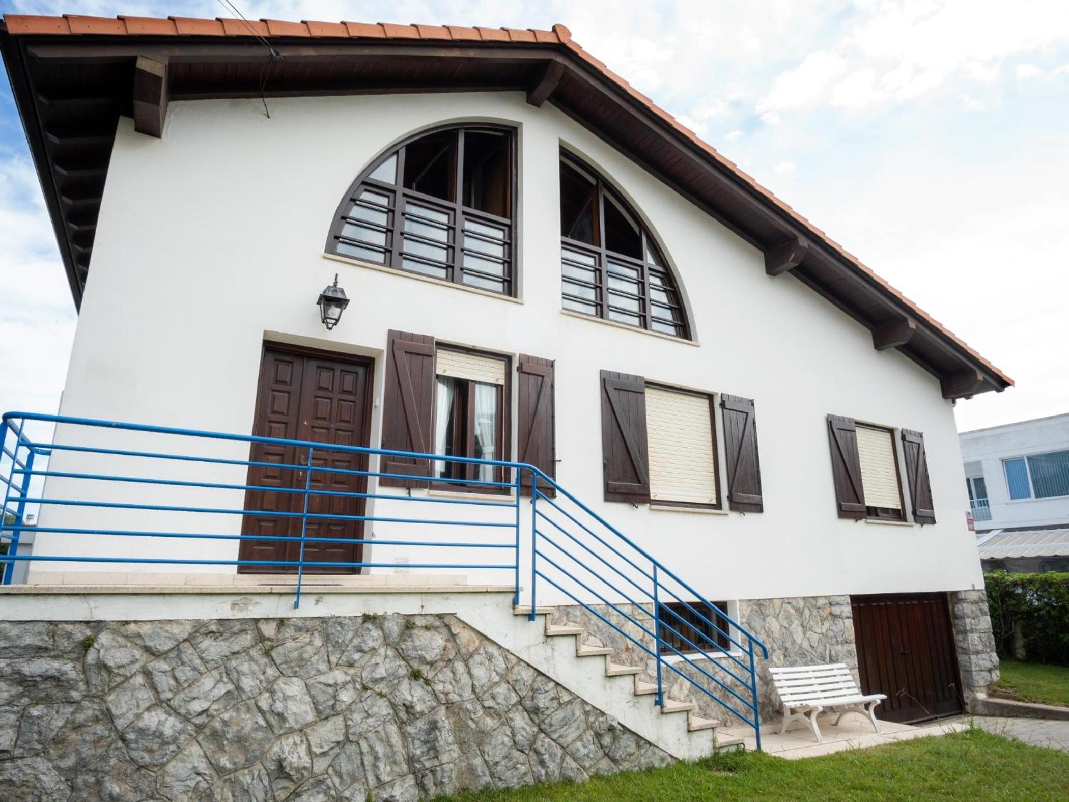 Chalet Rompeolas