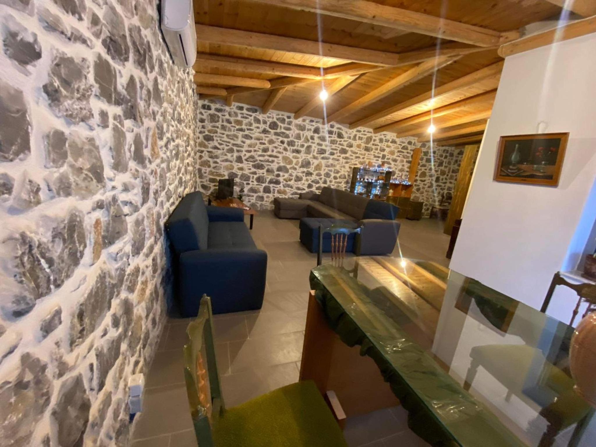Rouvas Villas
