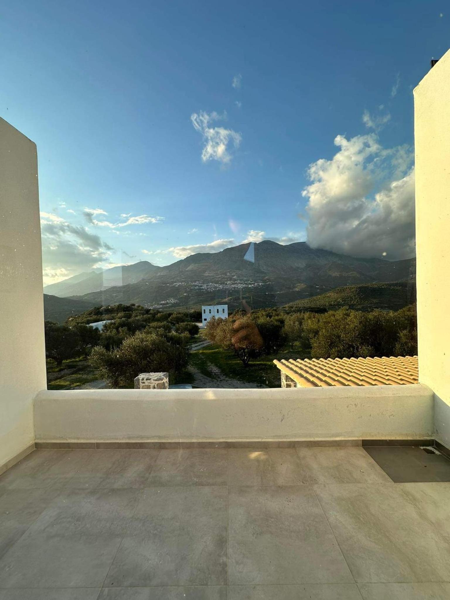 Rouvas Villas