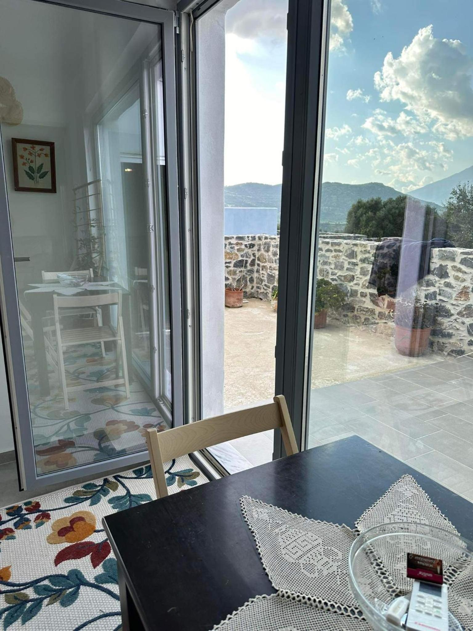 Rouvas Villas