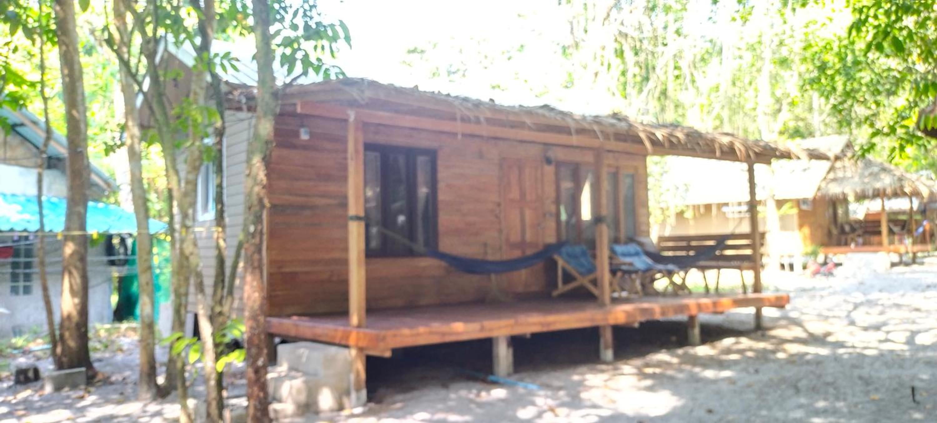 Lazy Hut