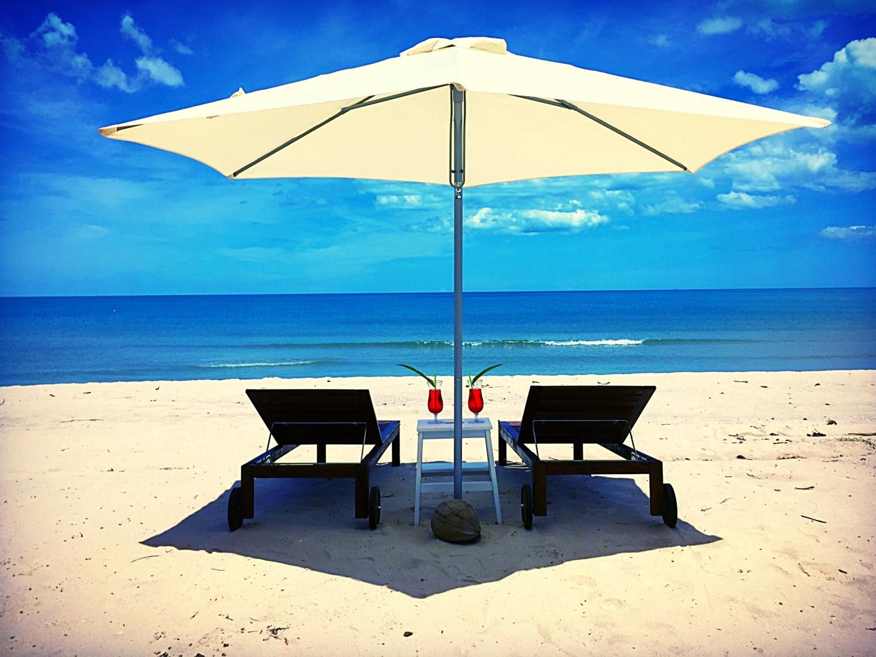 Le Petit Saint Tropez Beach Resort Khanom