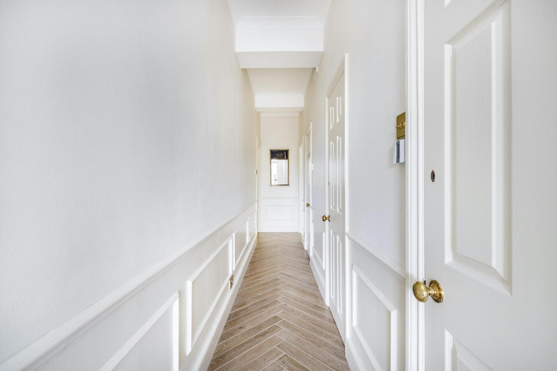 The Baby's Breath 2 bedroom with Patio in Chelsea