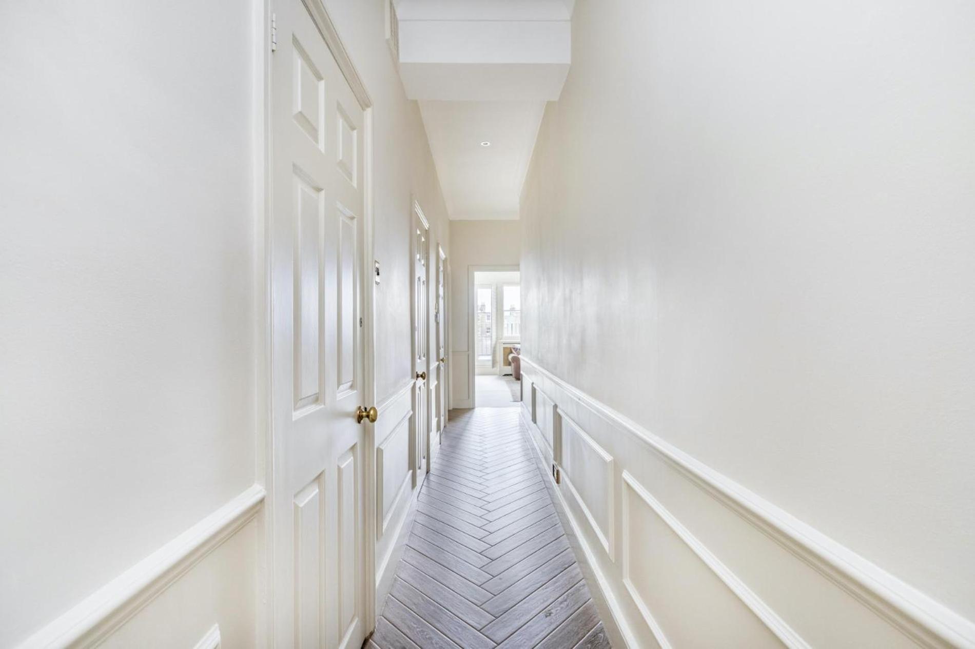 The Baby's Breath 2 bedroom with Patio in Chelsea