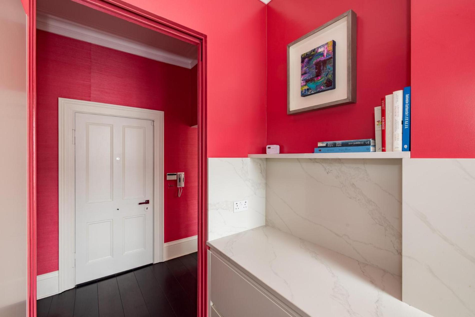Kensington Luxury - 2 Bedrooms