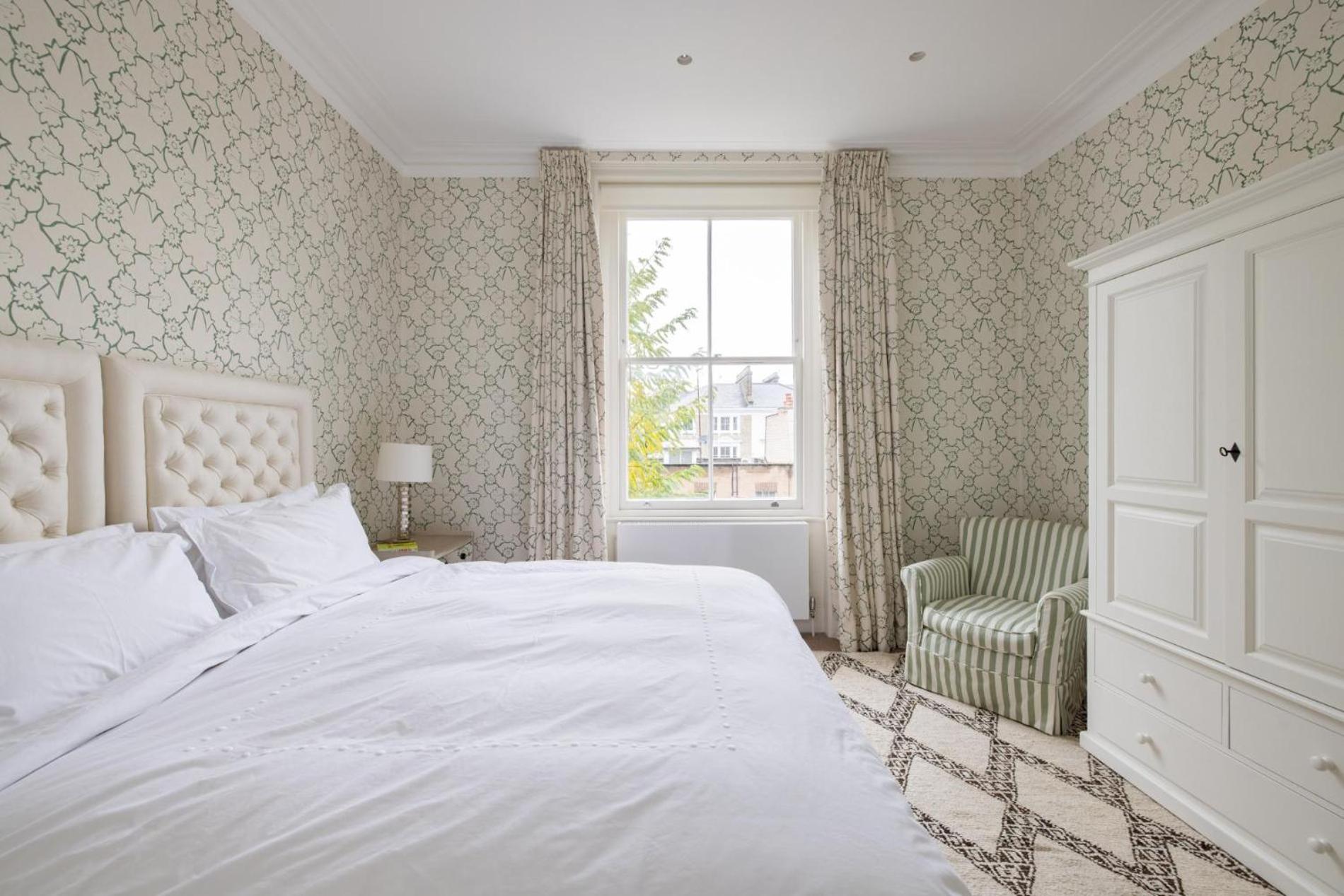 Kensington Luxury - 2 Bedrooms