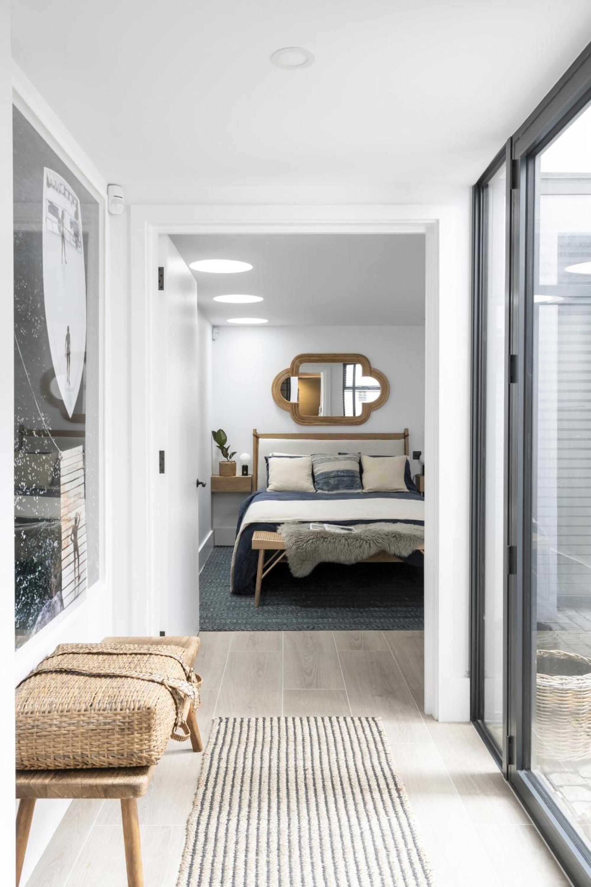 Tranquil Oasis – 2 Bedroom Flat by Kensington Gardens