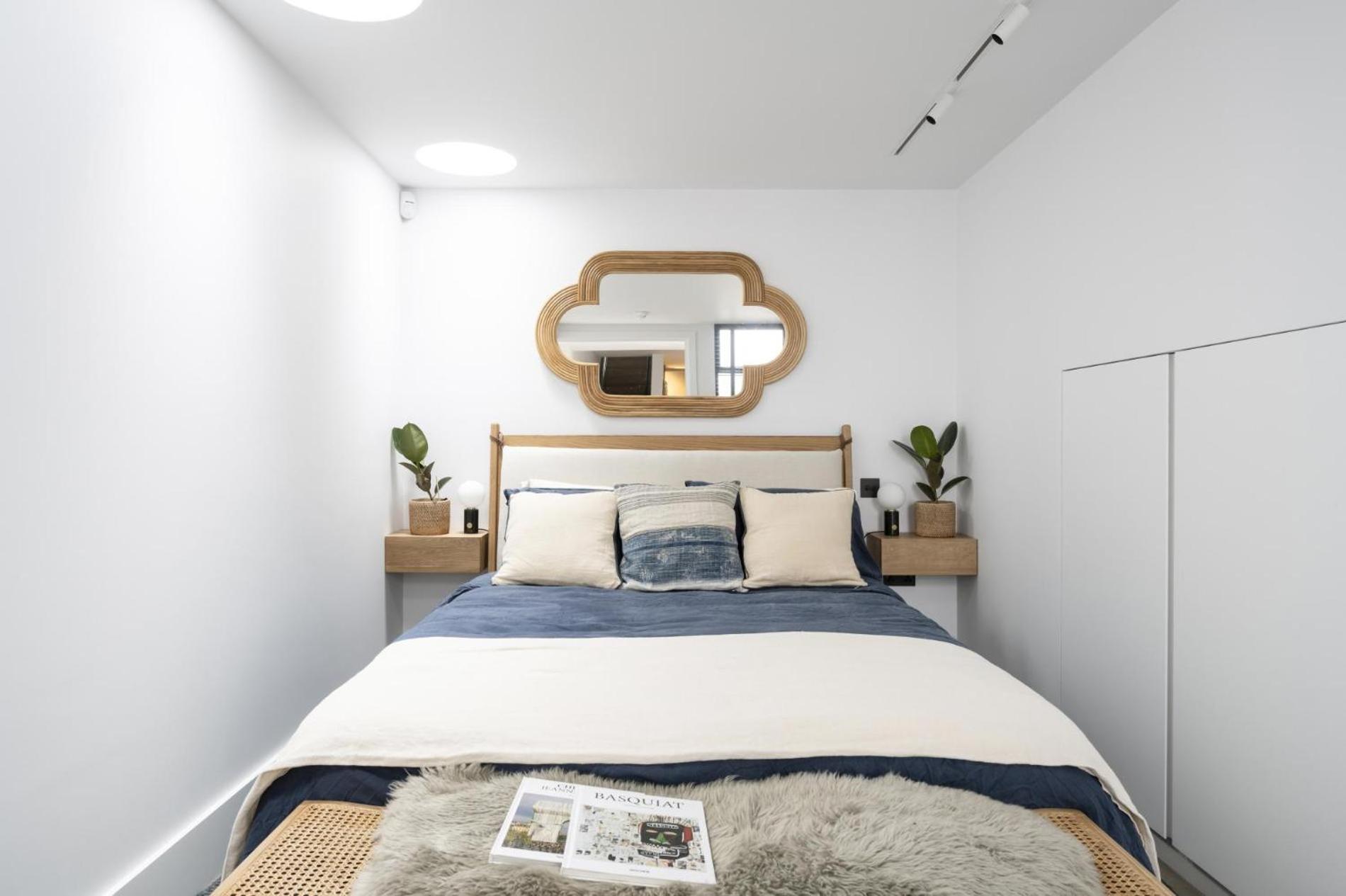Tranquil Oasis – 2 Bedroom Flat by Kensington Gardens