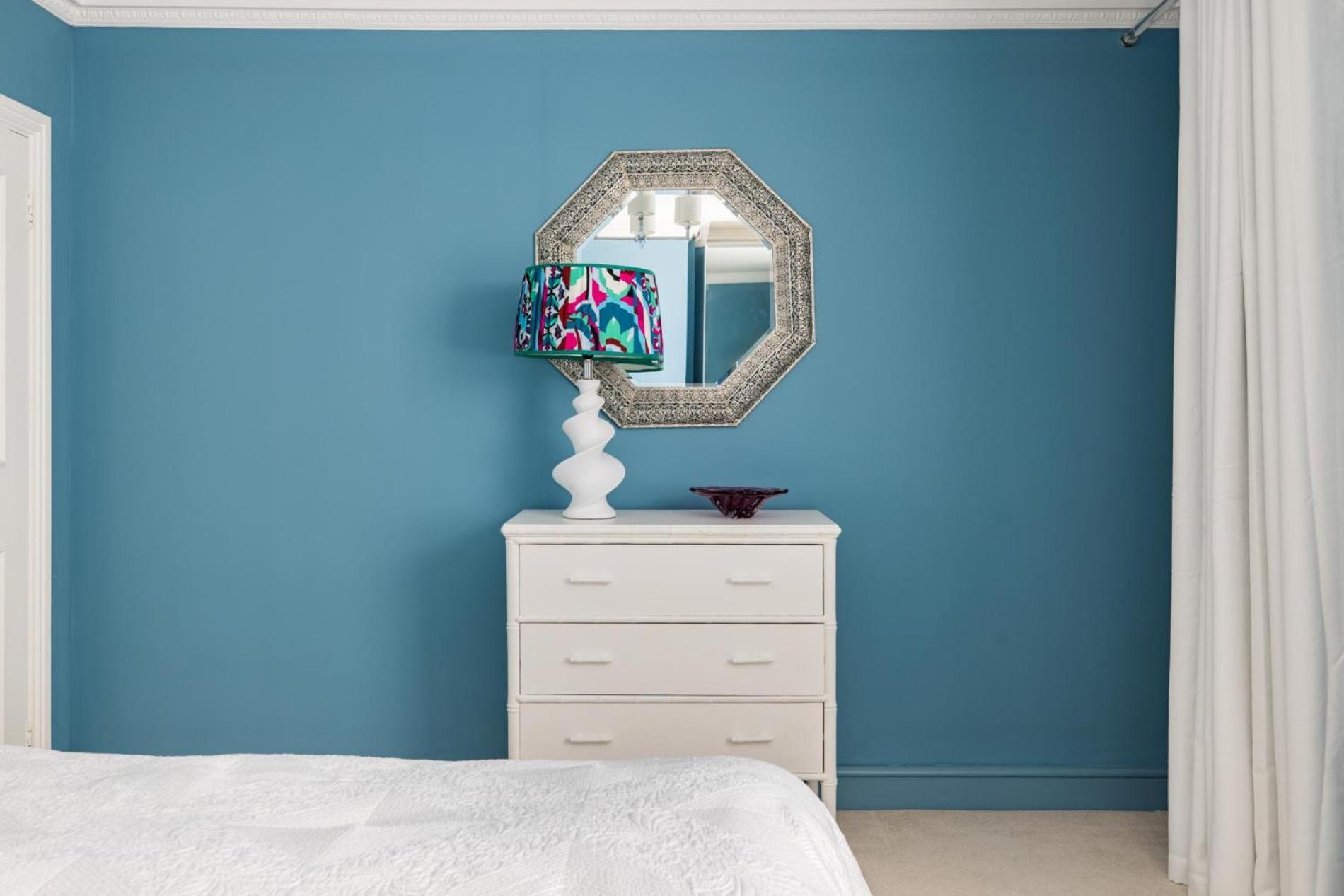 Cosy and Stylish Chelsea 2 bedroom flat