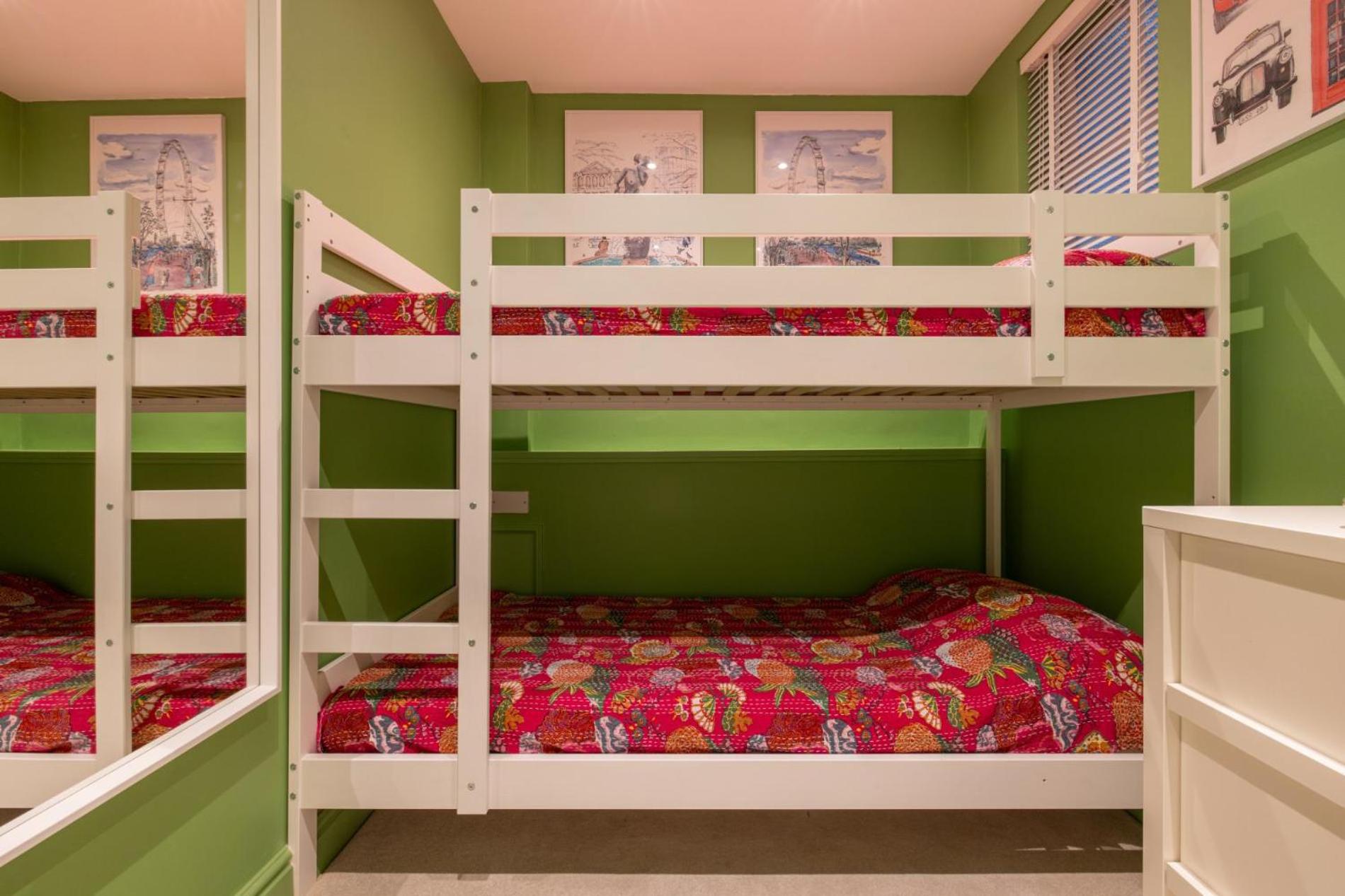 Cosy and Stylish Chelsea 2 bedroom flat