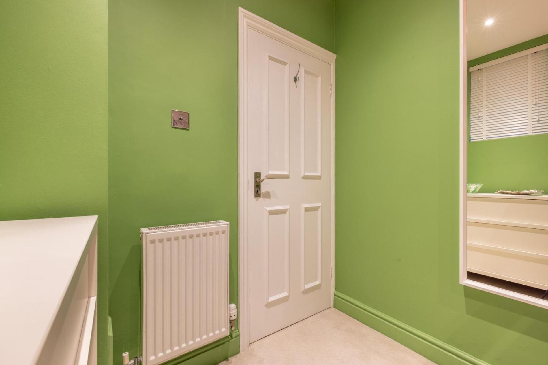 Cosy and Stylish Chelsea 2 bedroom flat