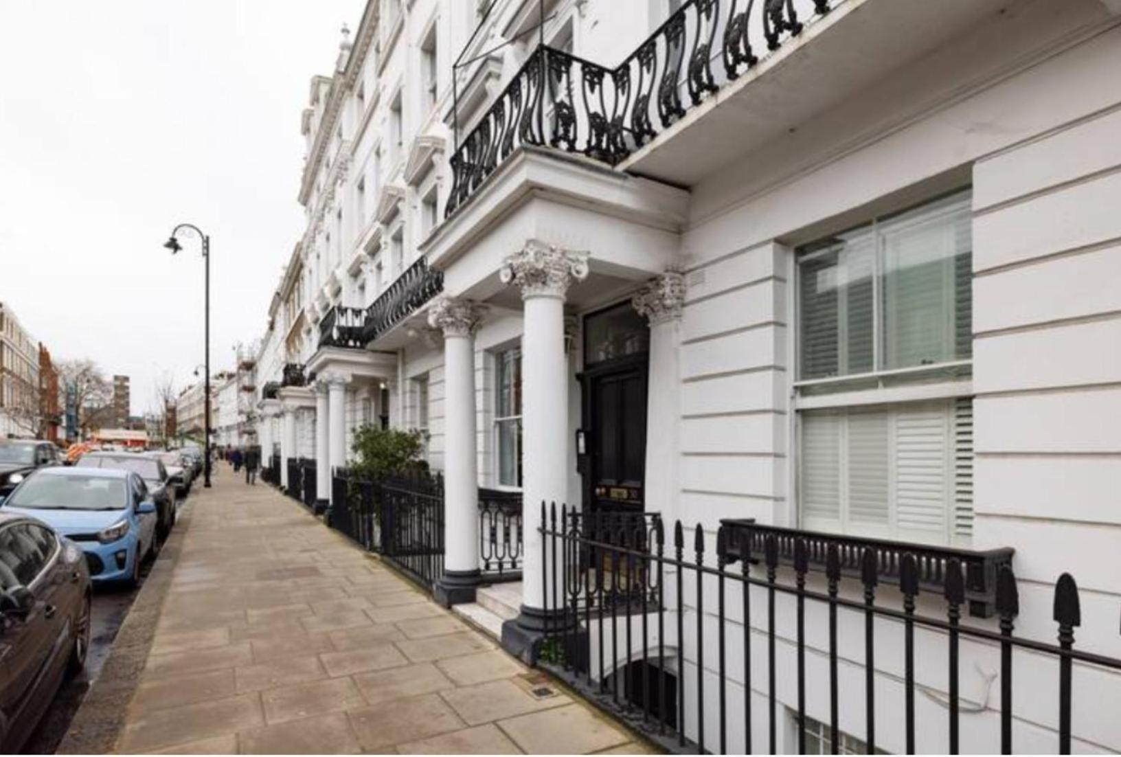 Cosy and Stylish Chelsea 2 bedroom flat