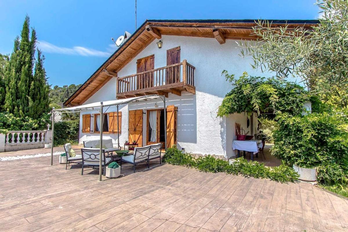 Swiss style villa near Barcelona 10min to beach