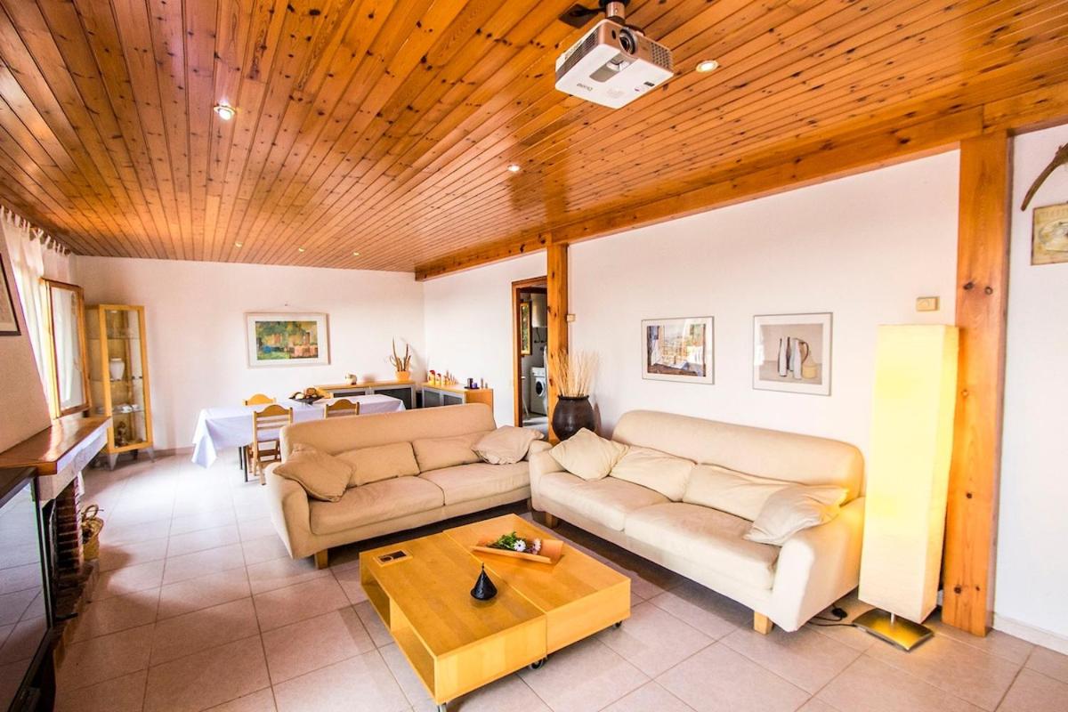 Swiss style villa near Barcelona 10min to beach