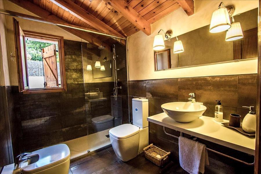 Swiss style villa near Barcelona 10min to beach