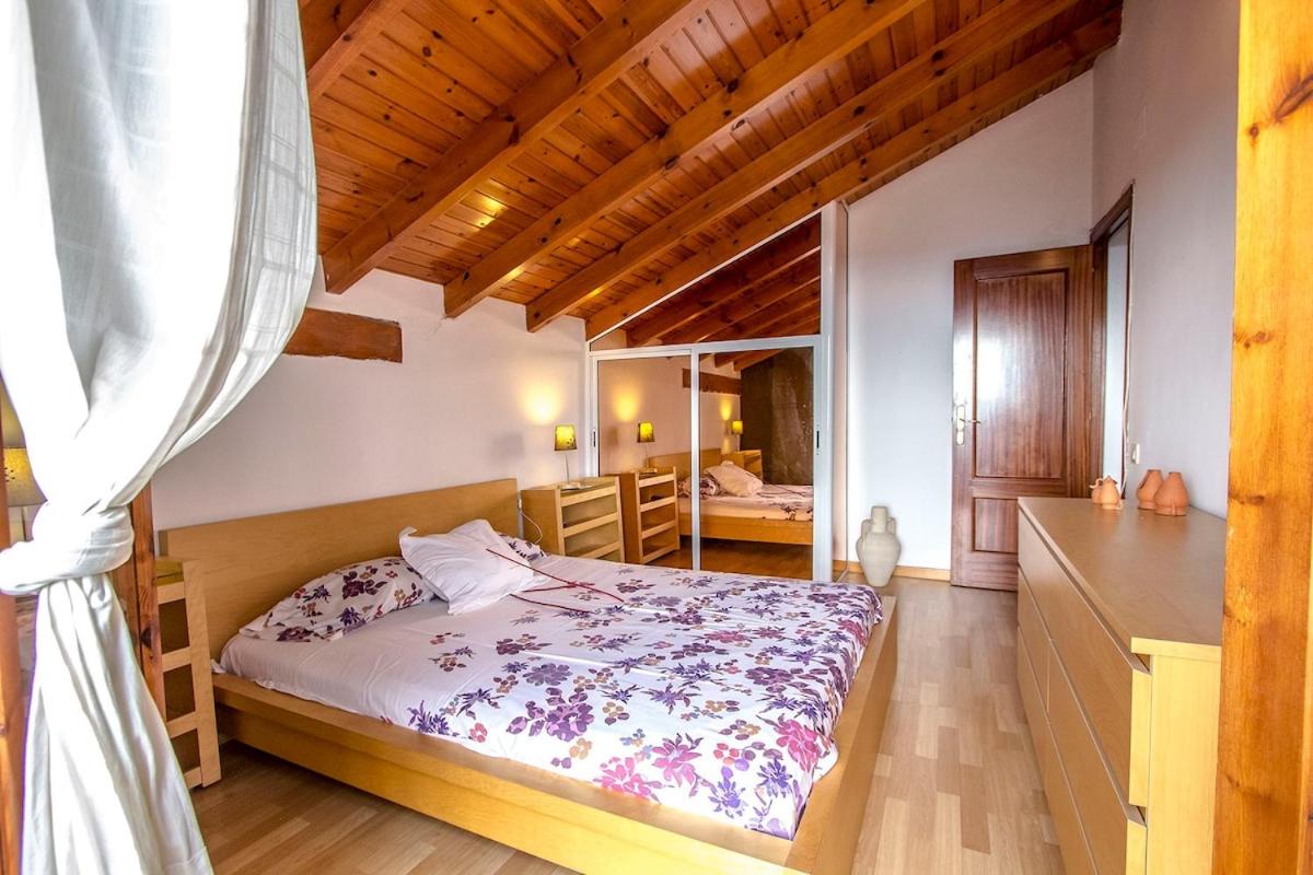 Swiss style villa near Barcelona 10min to beach