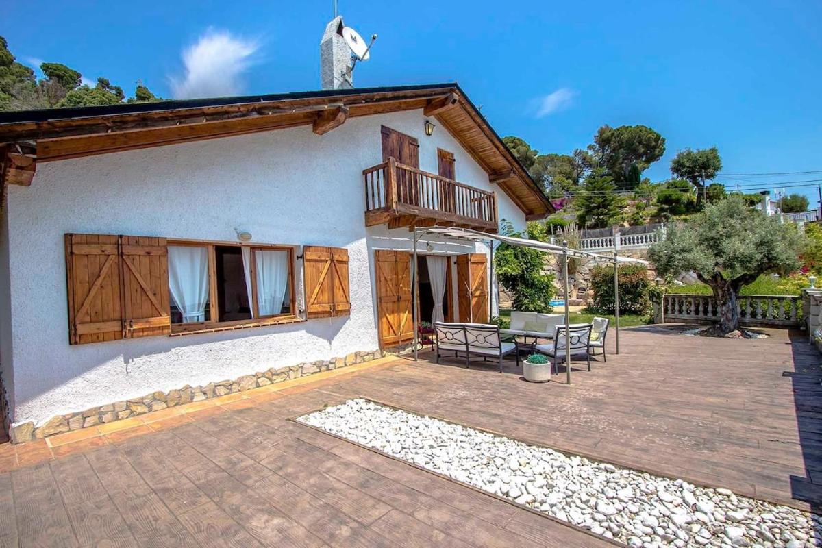 Swiss style villa near Barcelona 10min to beach