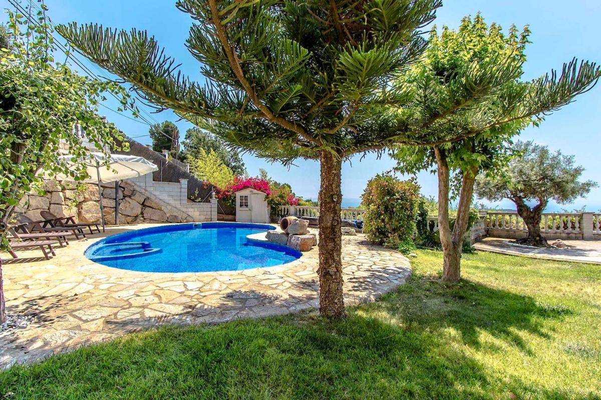 Swiss style villa near Barcelona 10min to beach
