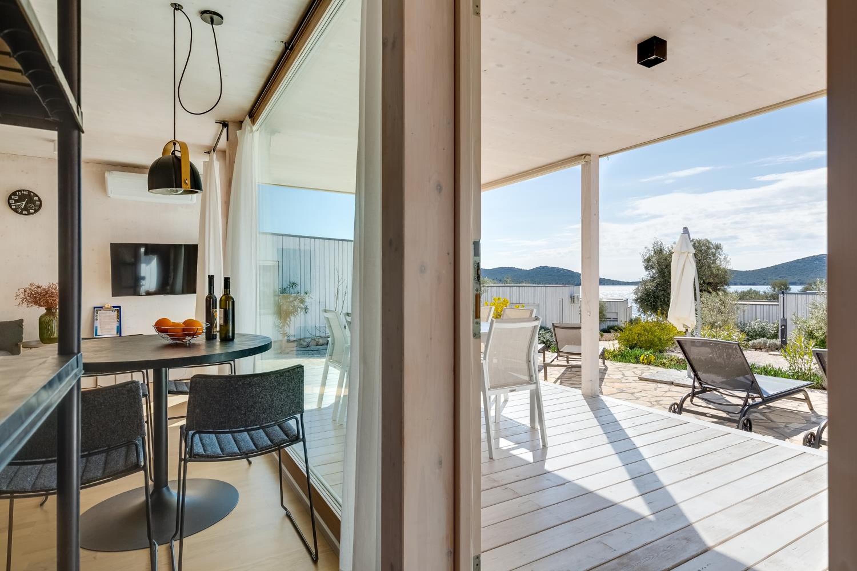 Sunshine Villa Buqez