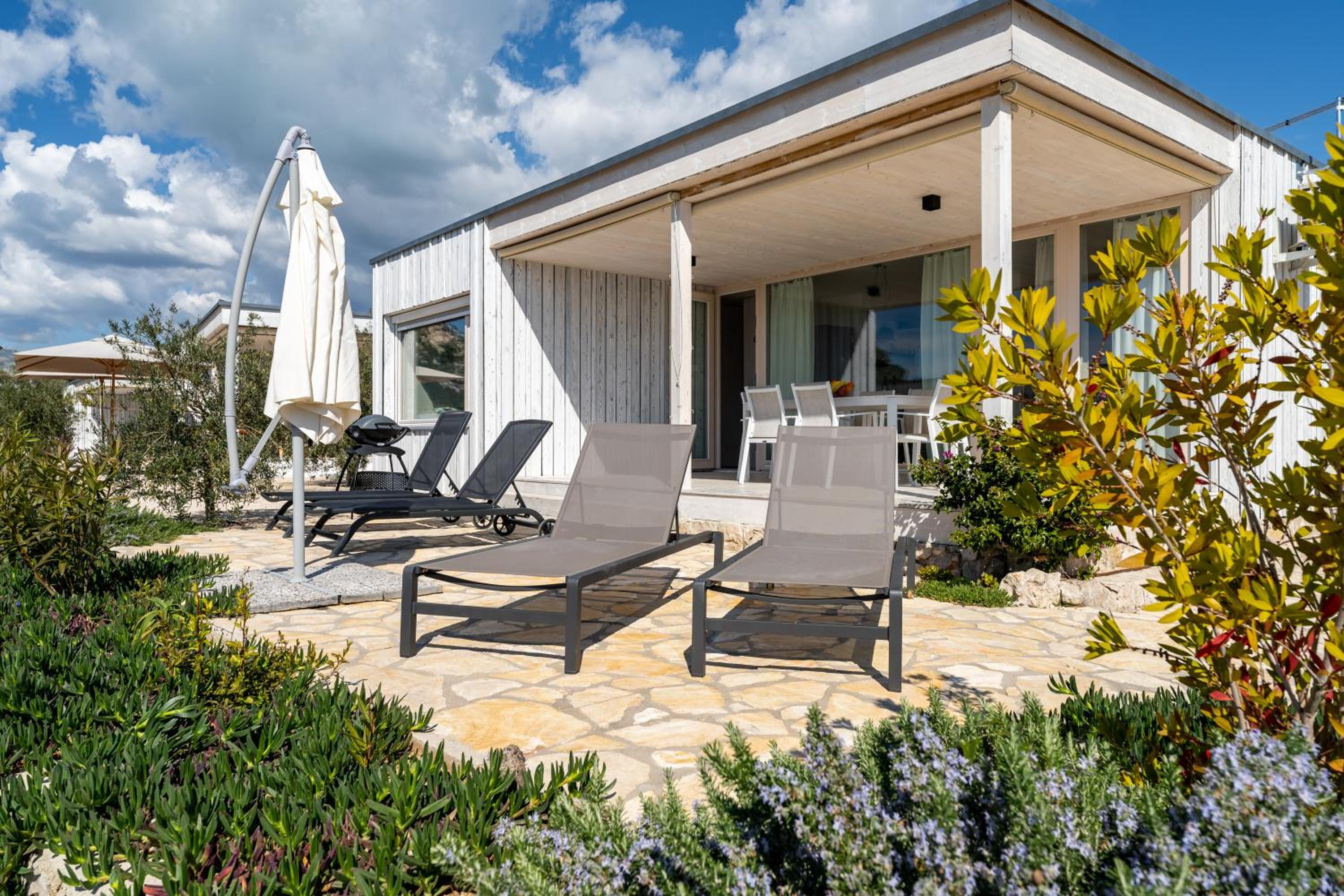 Sunshine Villa Buqez