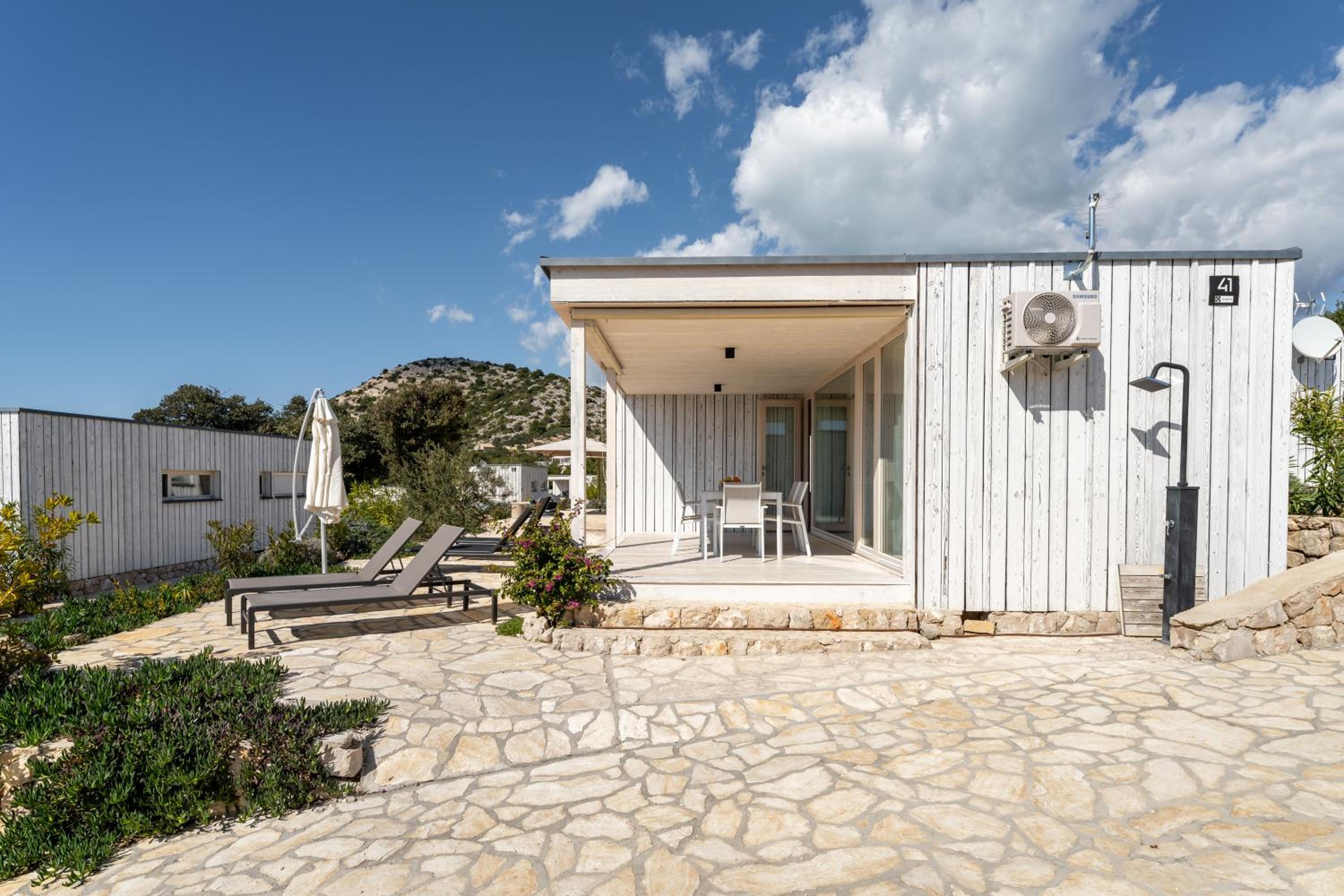 Sunshine Villa Buqez