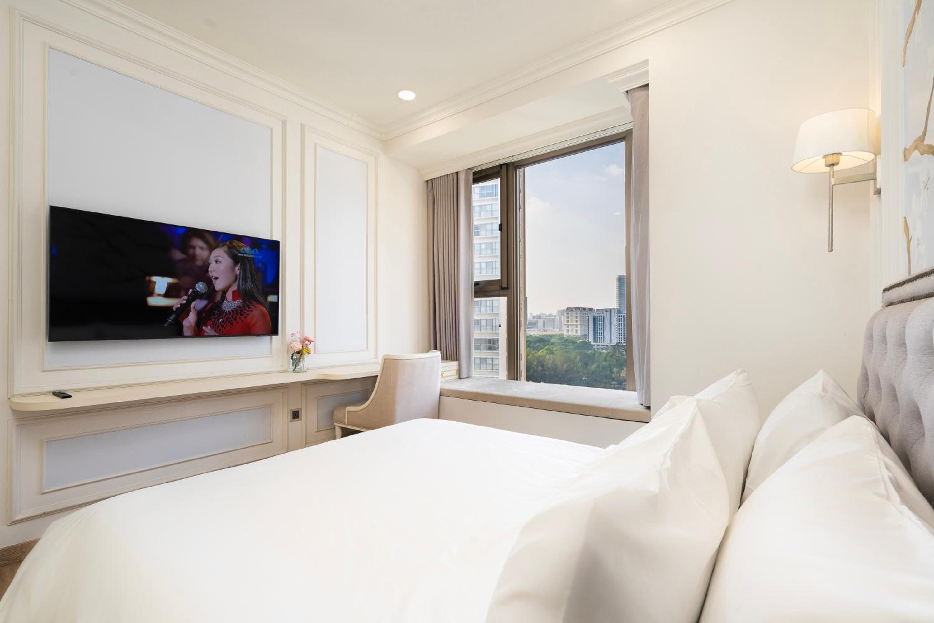 Convinia Luxury The Peak Midtown