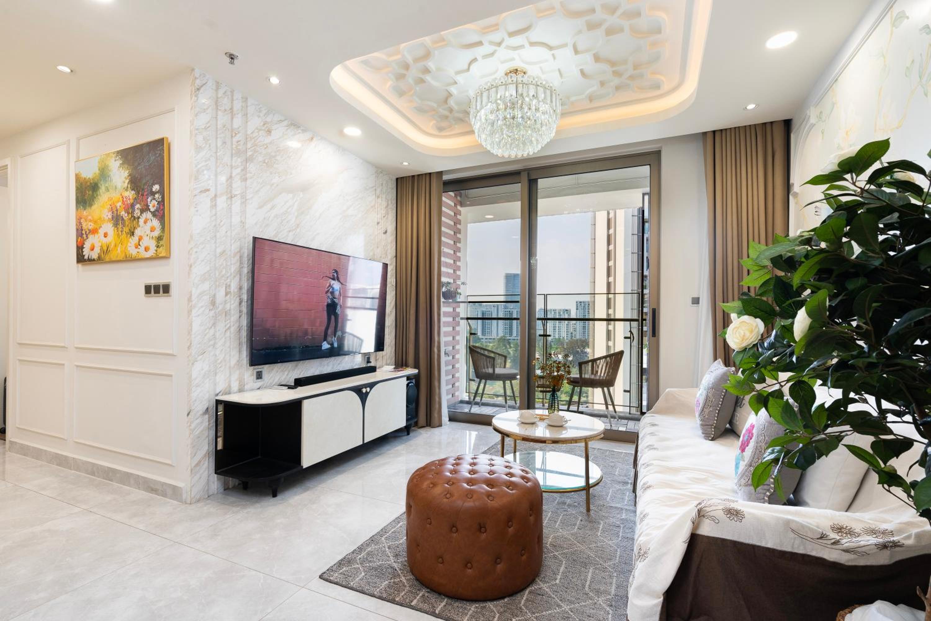 Convinia Luxury The Peak Midtown