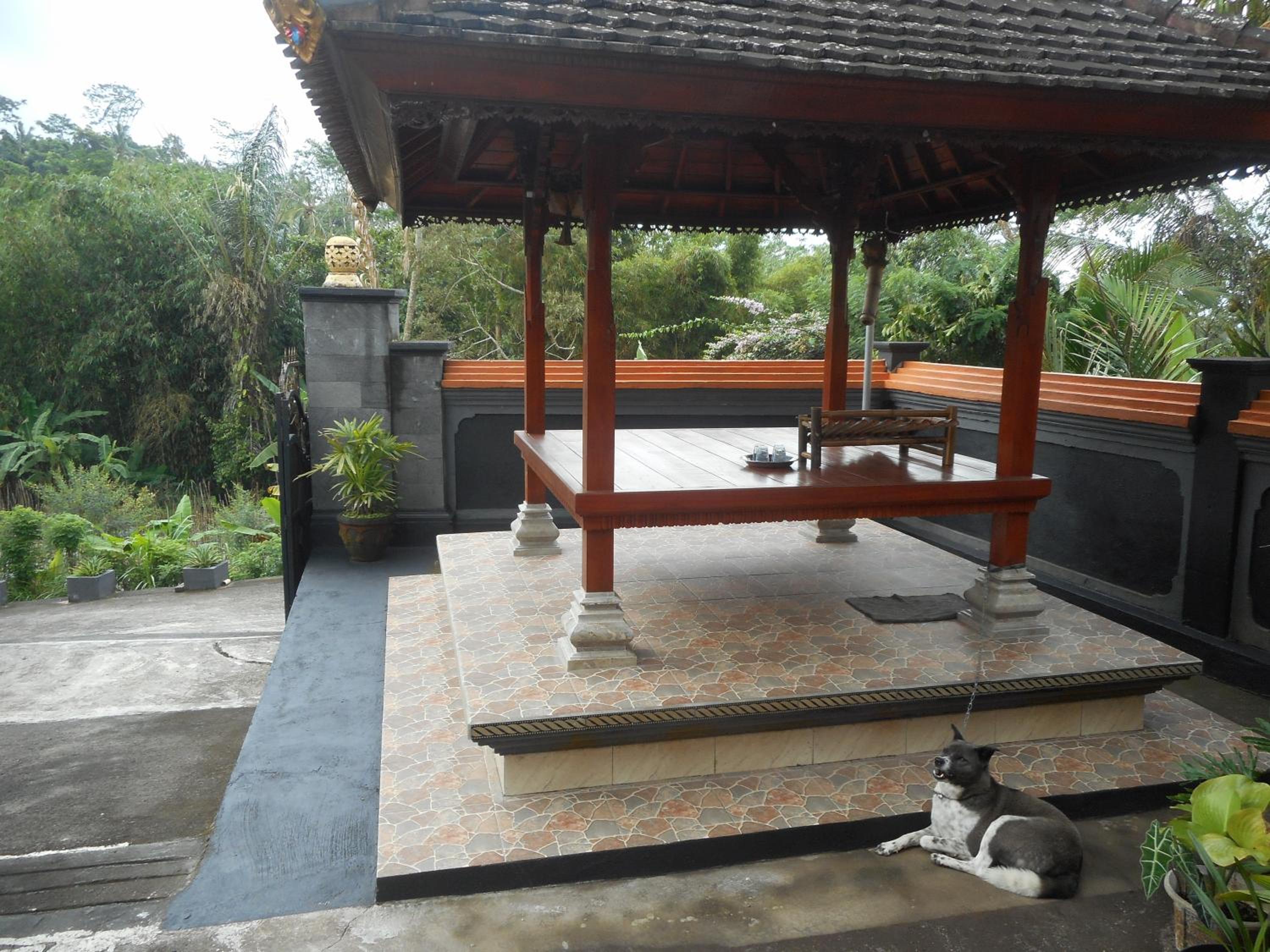 Kadek Homestay