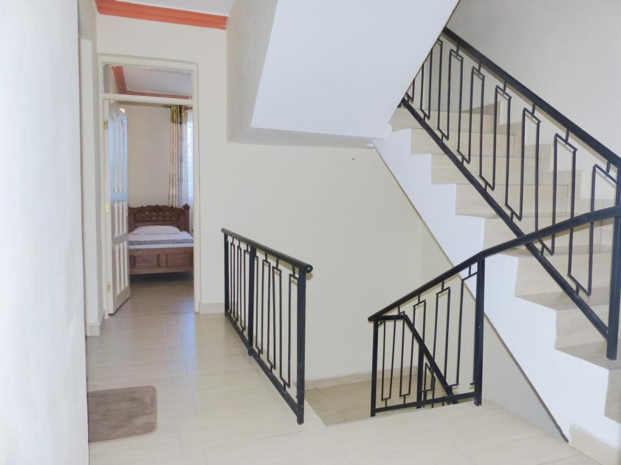 Lucci LucKmark Place