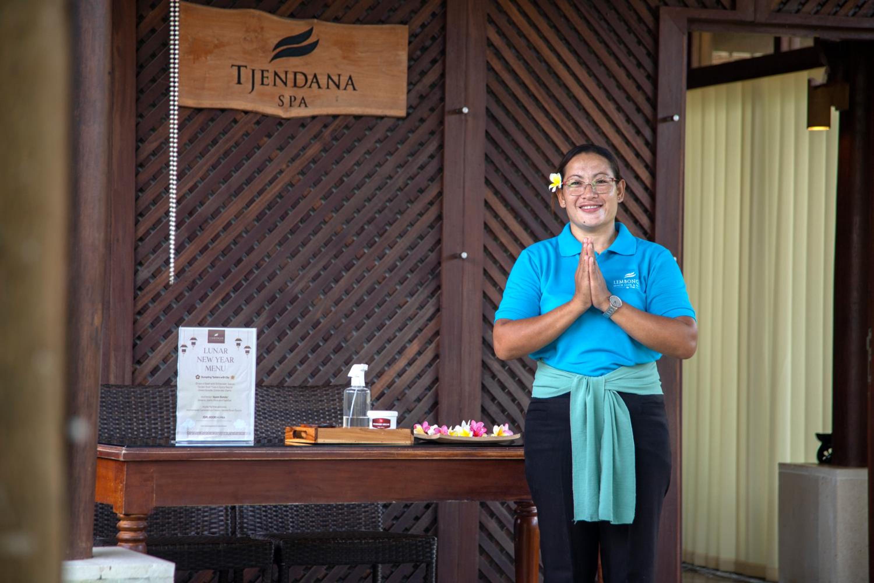 Lembongan Beach Club & Resort