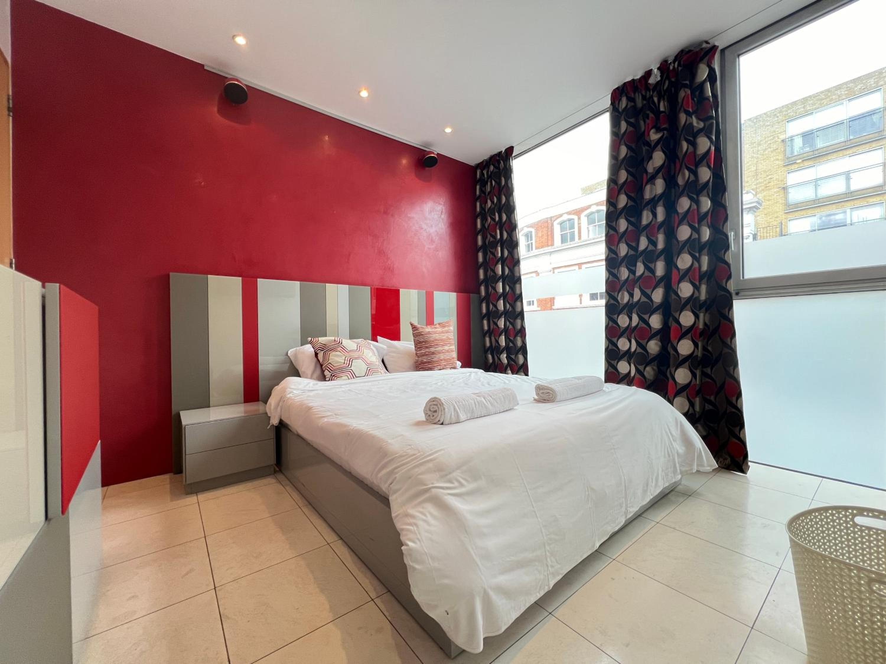 Multi-Award Winning 7 Storey Home - Near Shoreditch