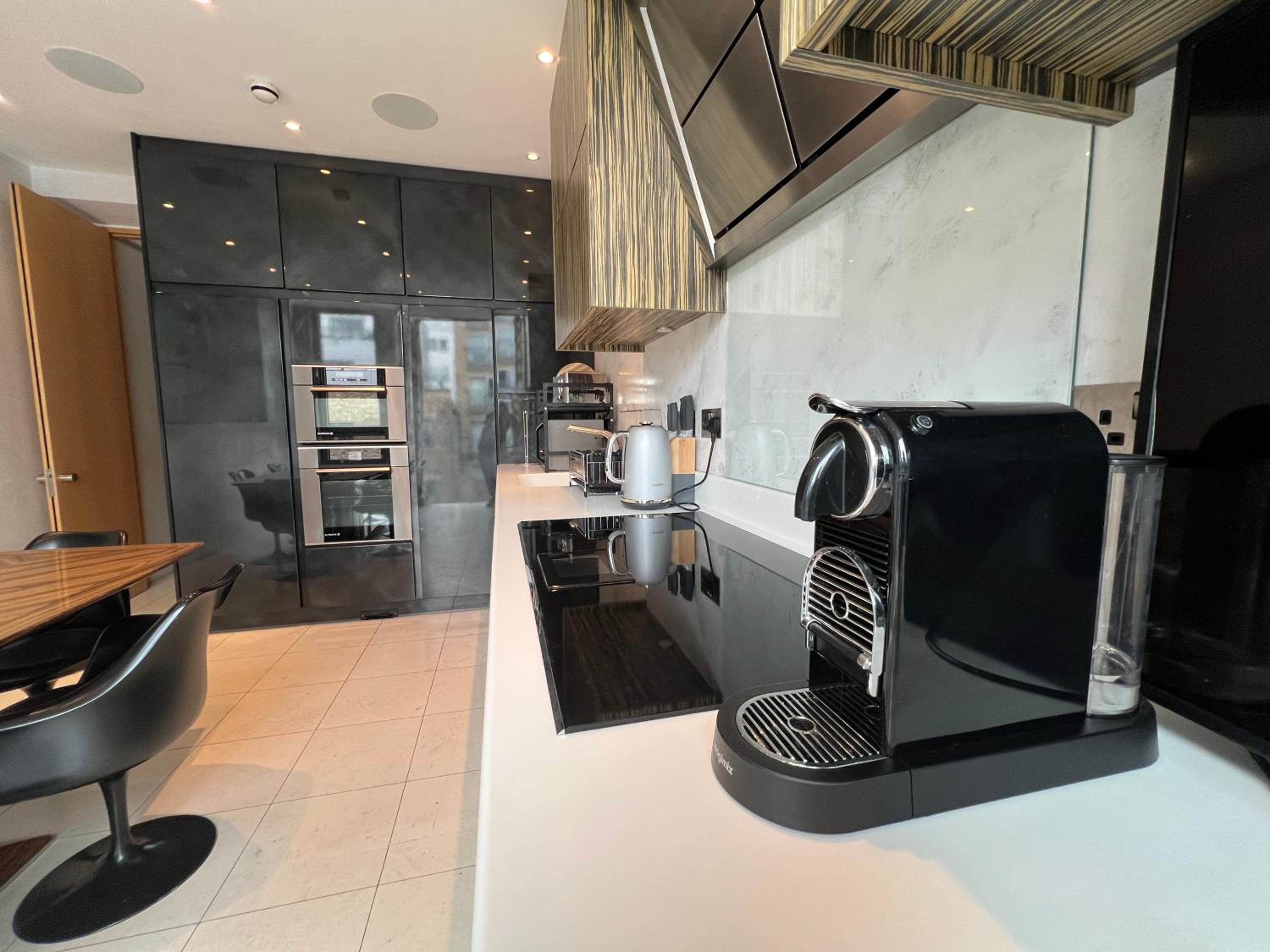 Multi-Award Winning 7 Storey Home - Near Shoreditch