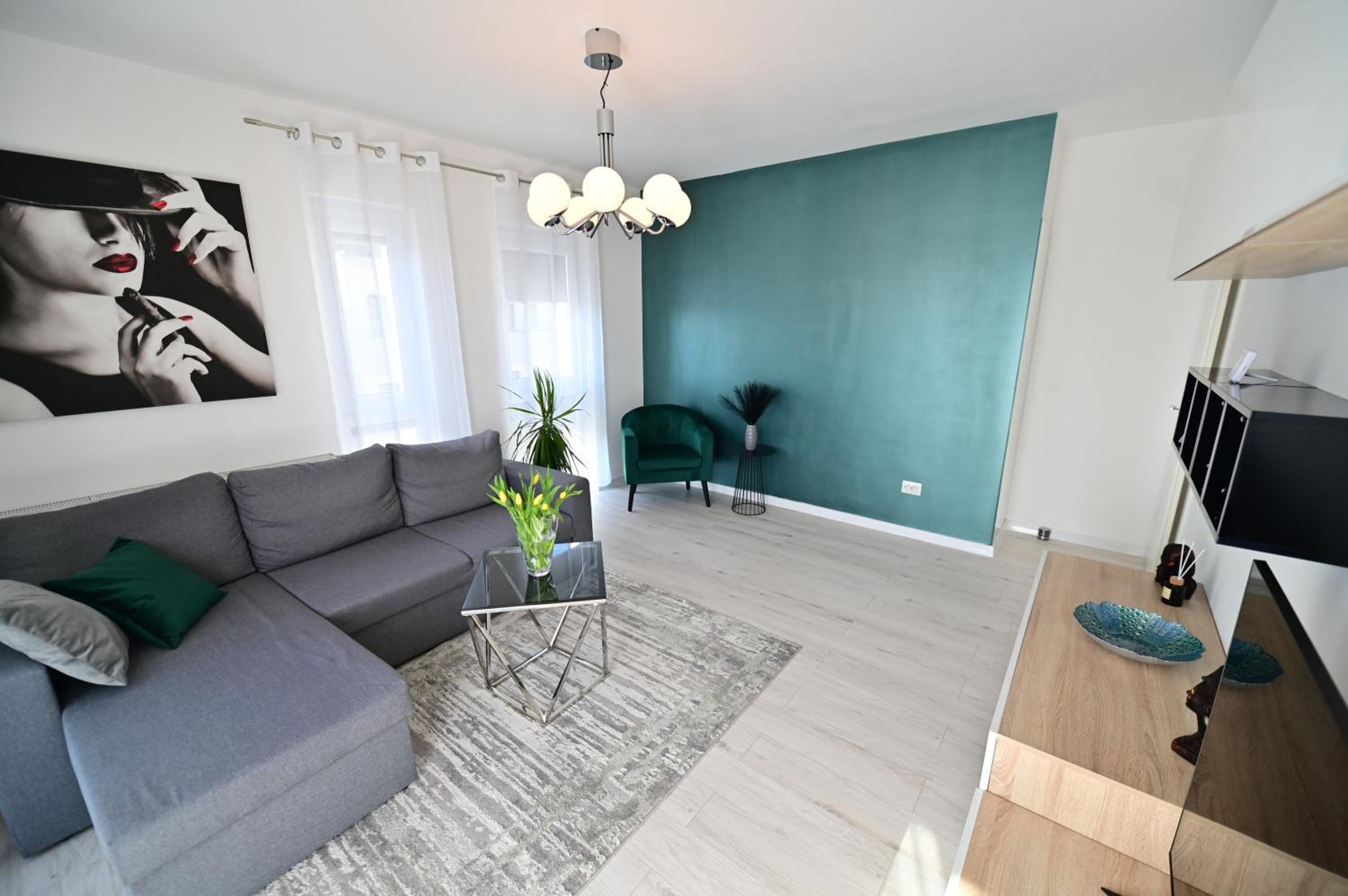 FLH - Simplu Apartament view 4