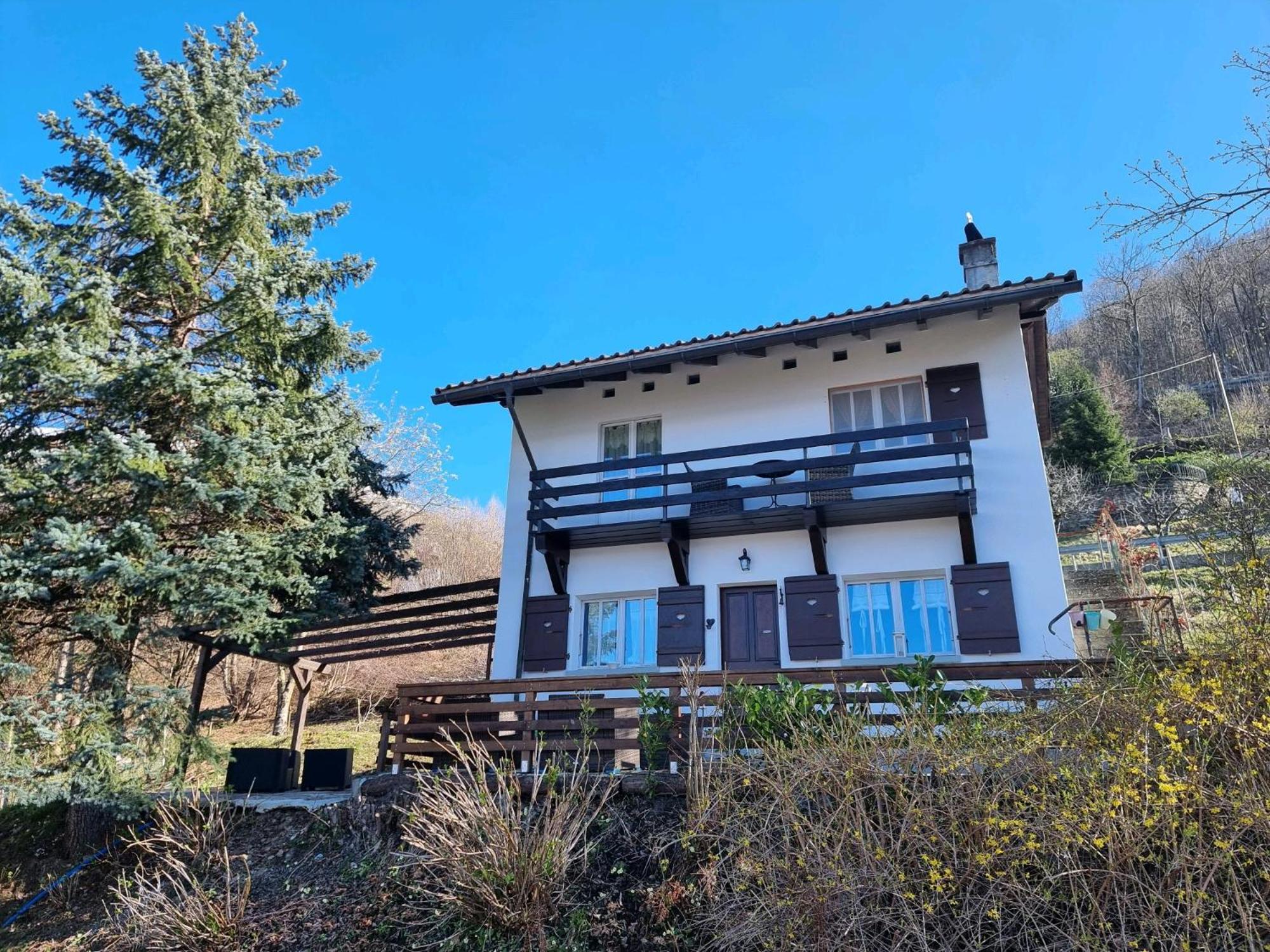 Casa Camellia mit Seeblick