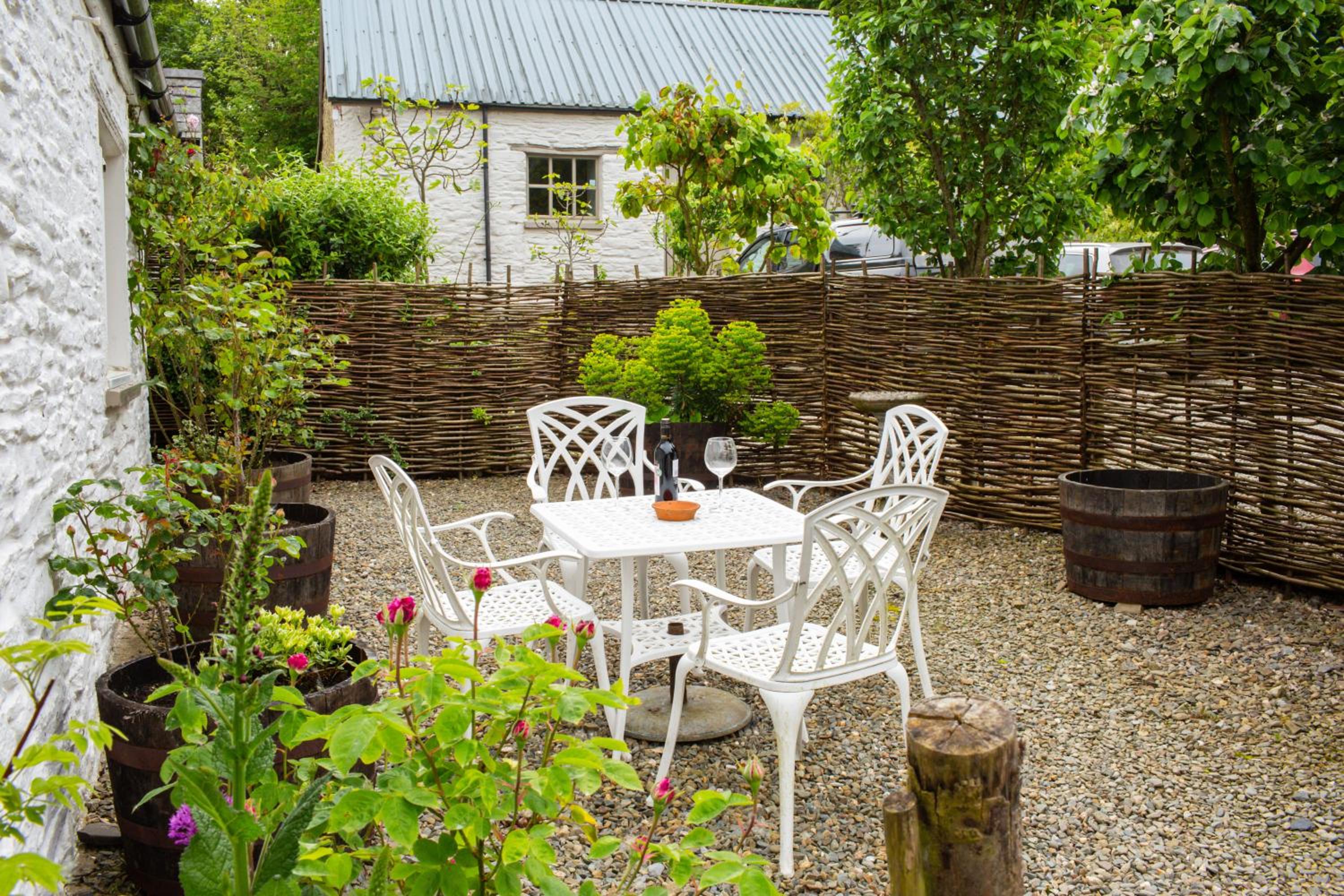 Blaenfforest Rose Cottage Newcastle Emlyn