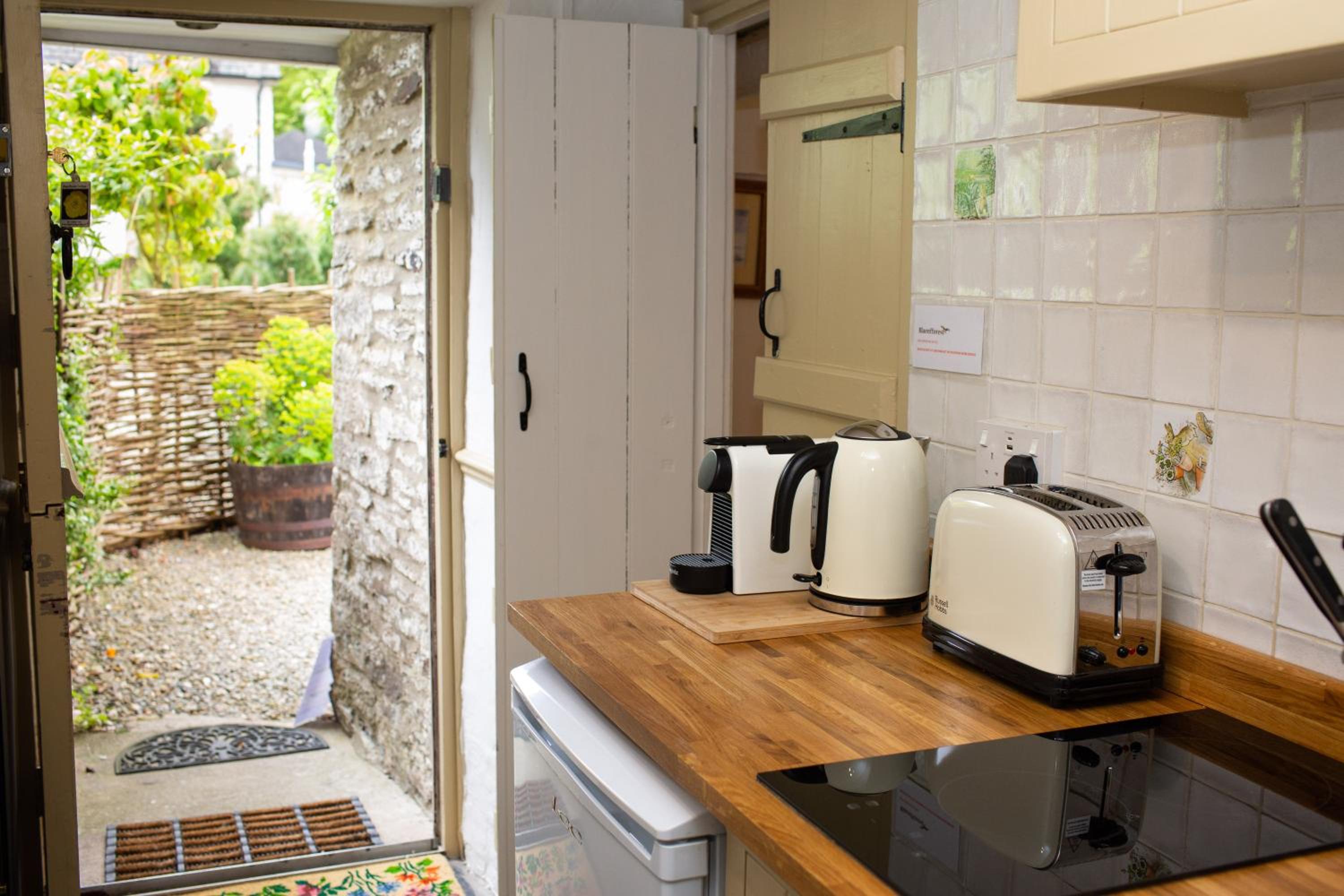 Blaenfforest Rose Cottage Newcastle Emlyn