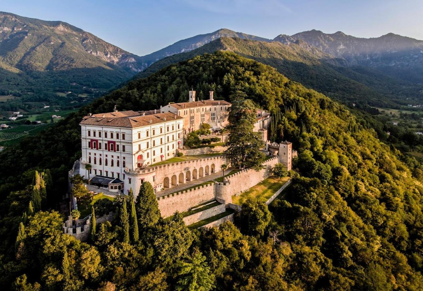 Centralissimo con vista colline