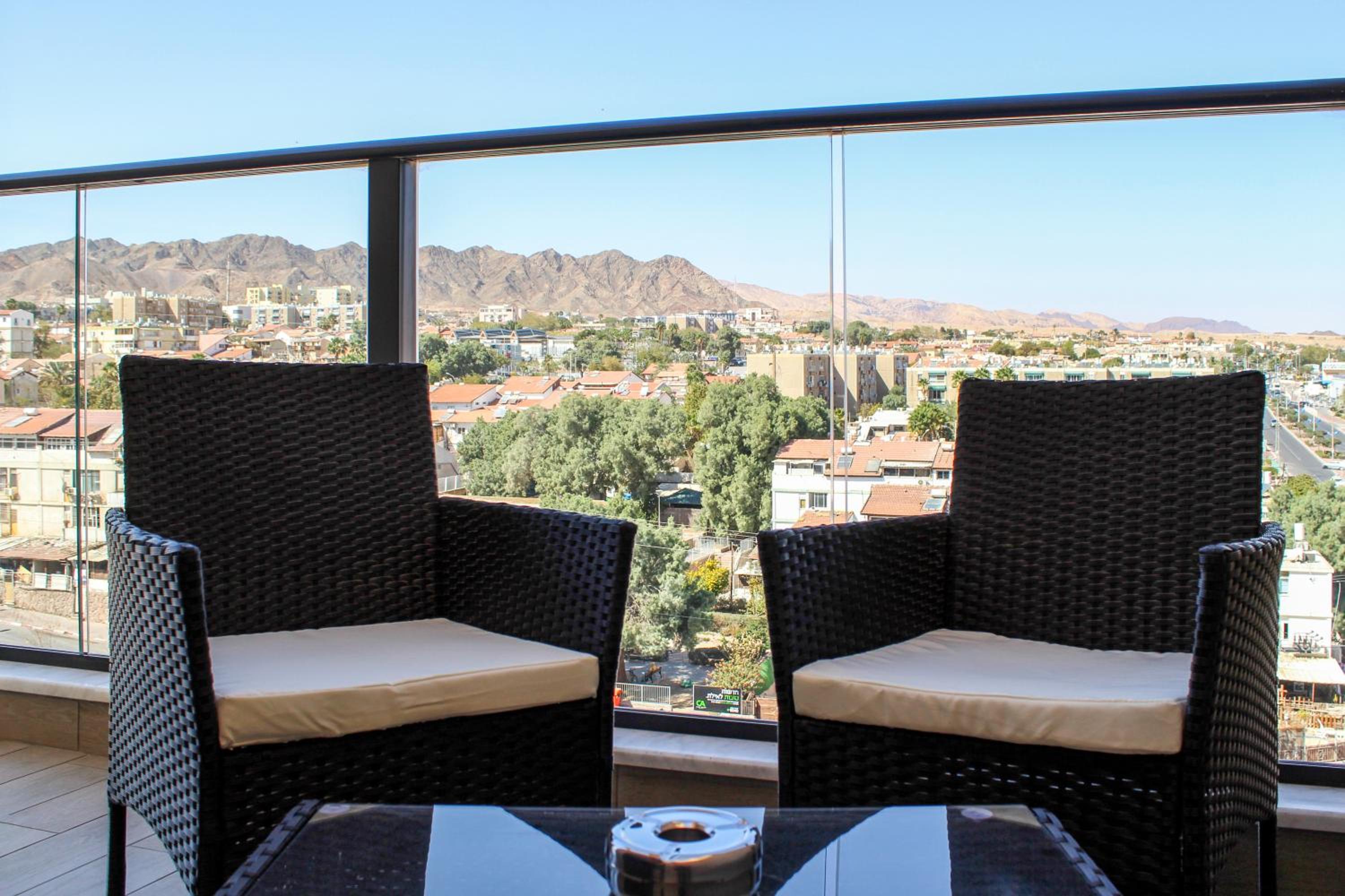 Luxury Family Apartment #33 By Hashdera Eilat view 3